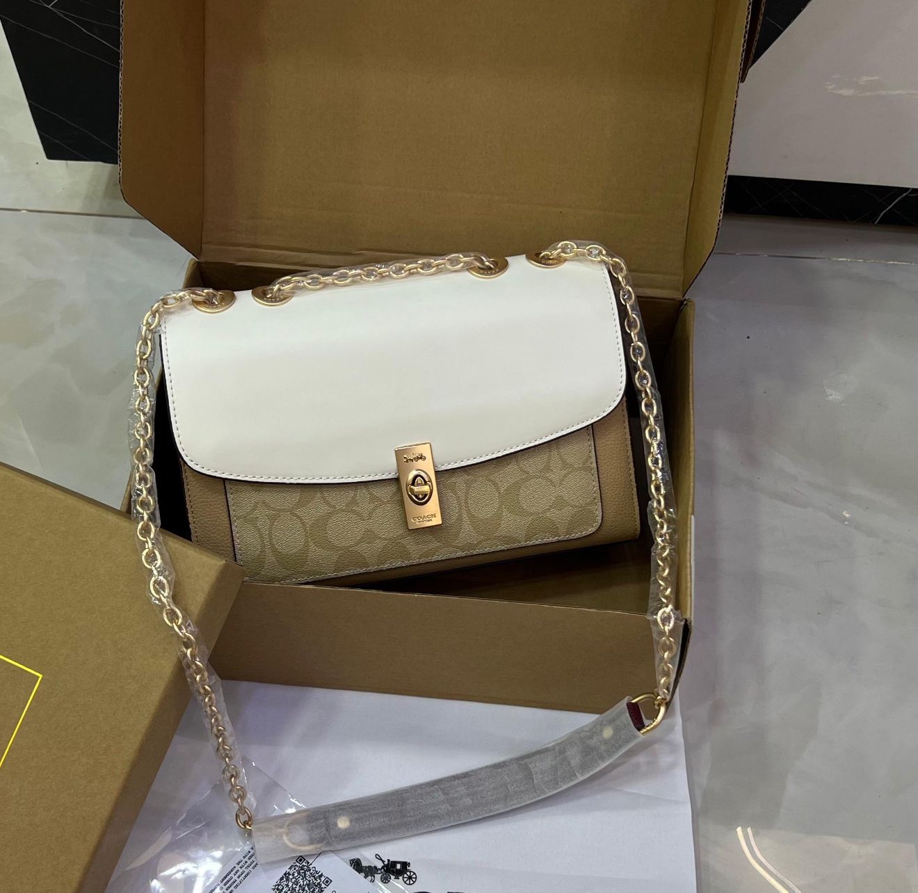 Coch Crossbody bag for Women
