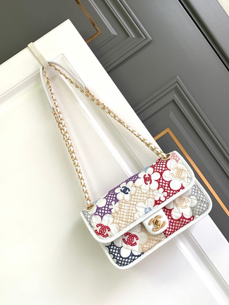Channel 22 Flap Shoulder bag for Women
