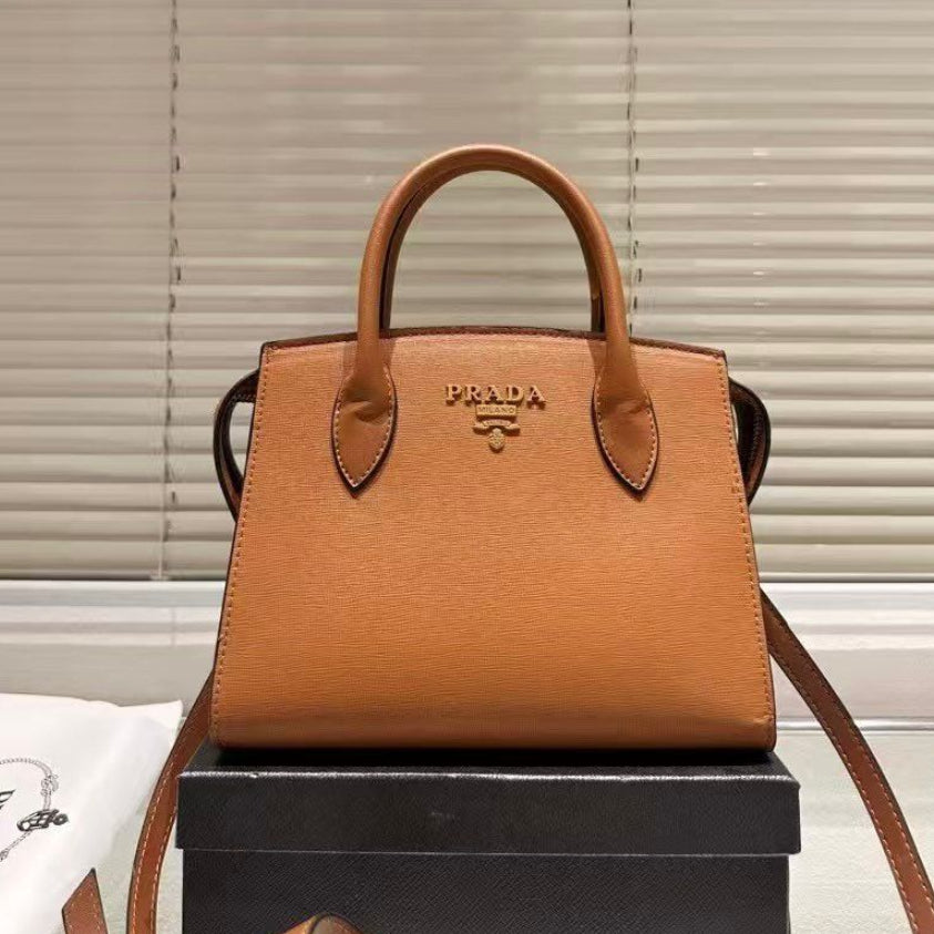 Prda Monochrome Shoulder bag for Women