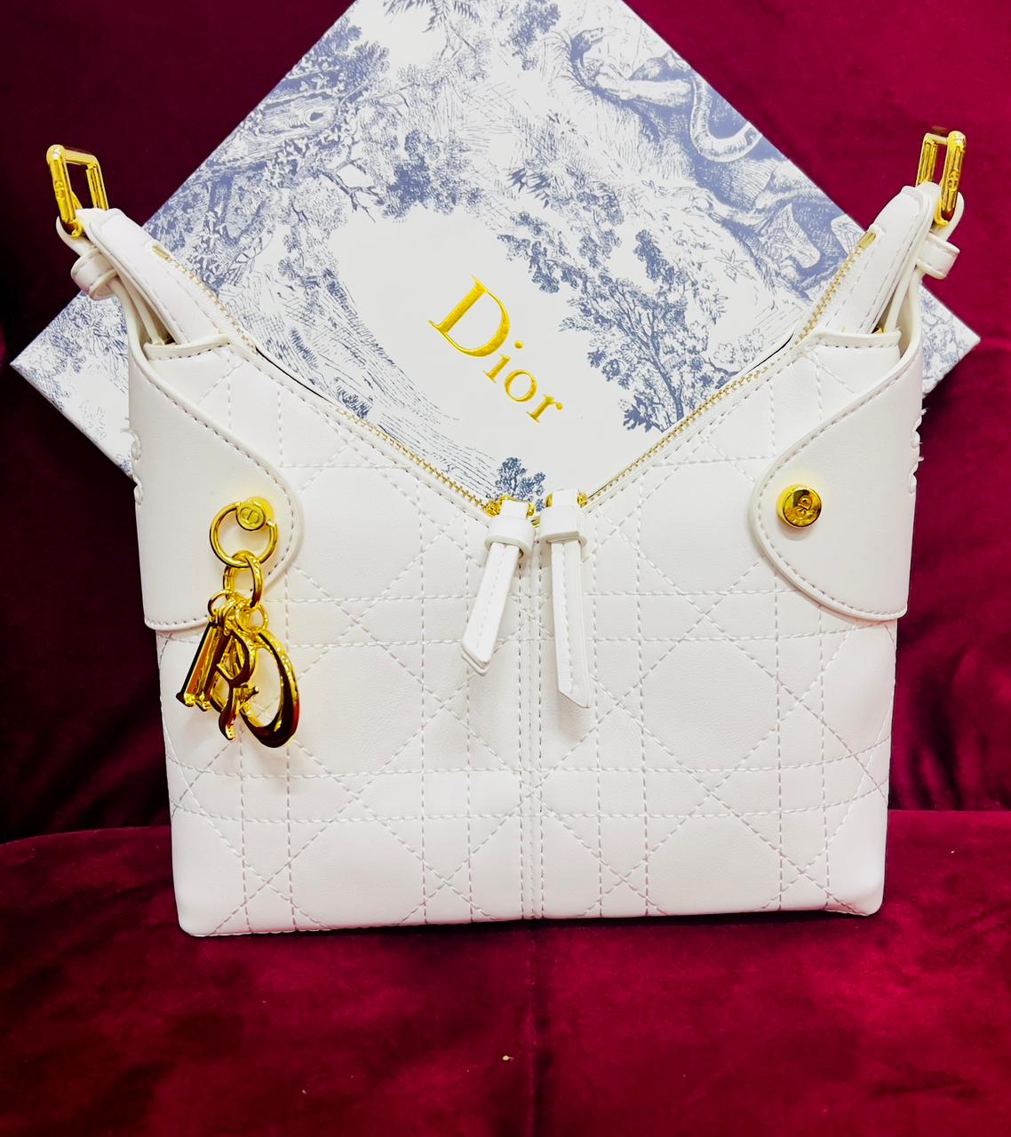 Dior Medium Voyage Shoulder bag for Women