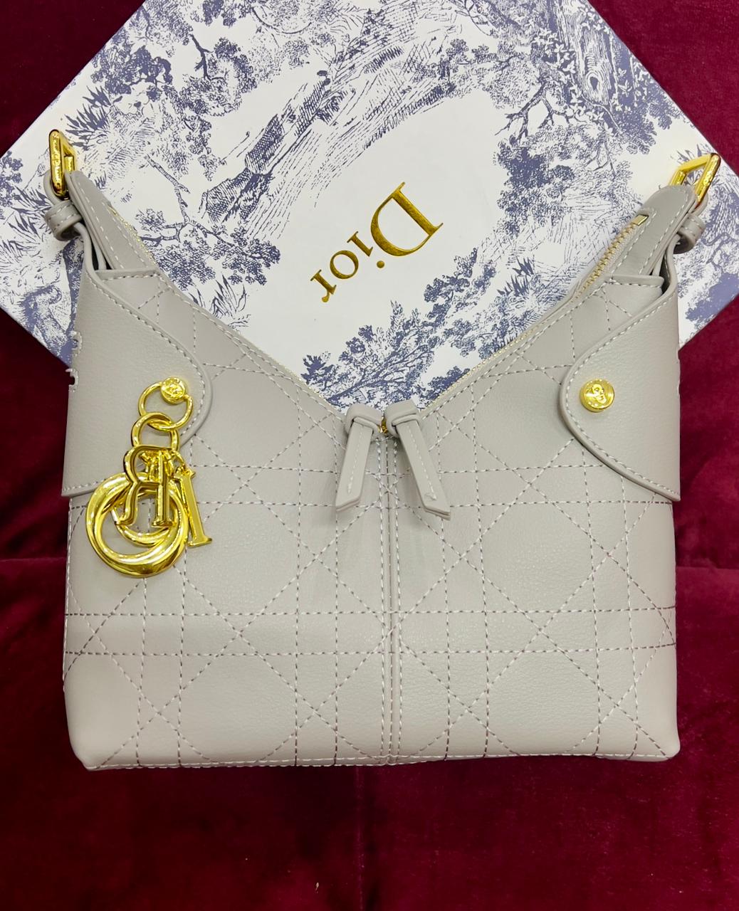 Dior Medium Voyage Shoulder bag for Women