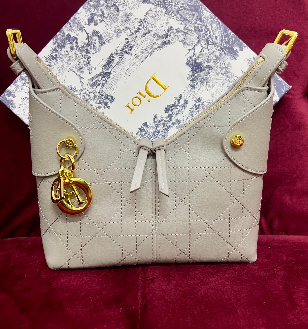 Dior Medium Voyage Shoulder bag for Women