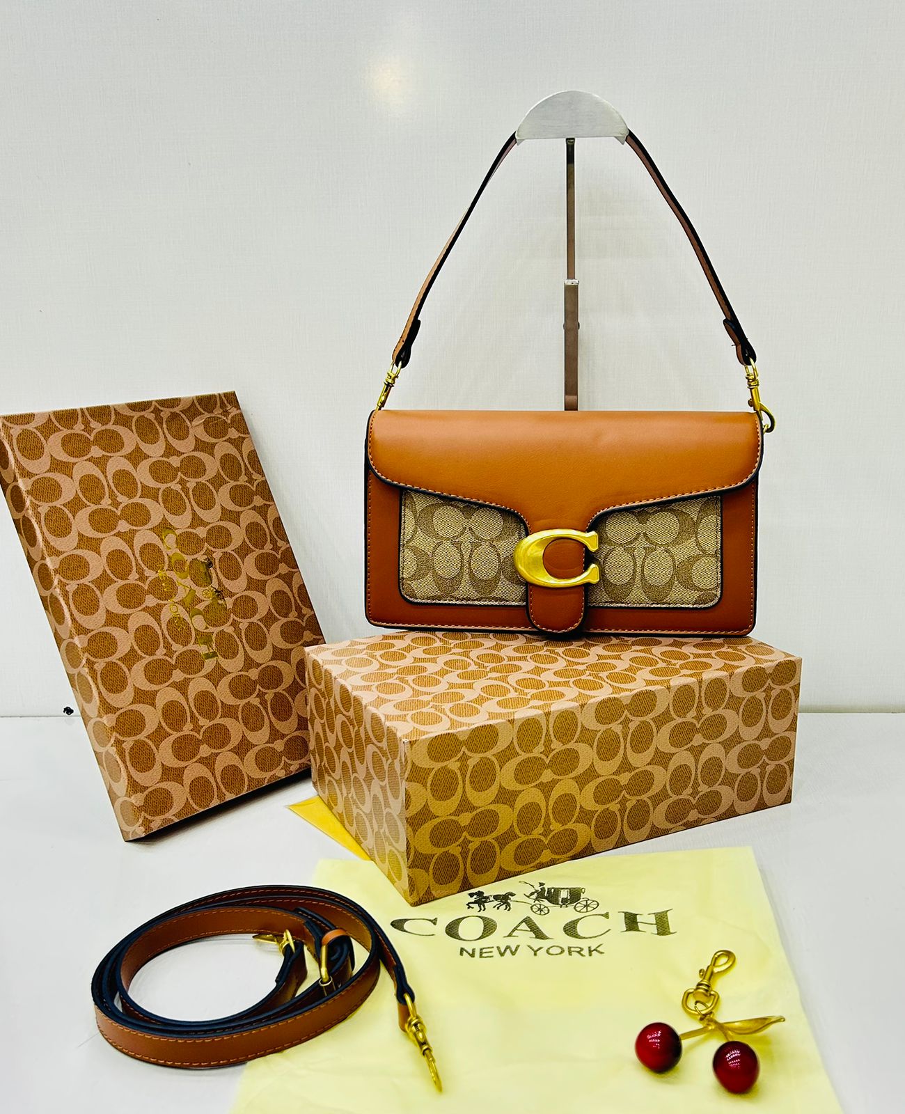 Coch Tabby Shoulder bag for Women