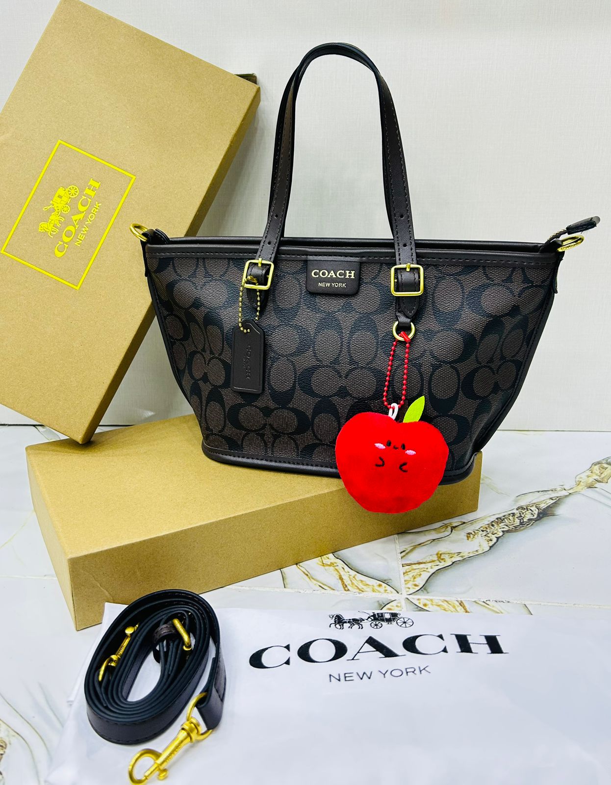 Coach Tote bag for Women