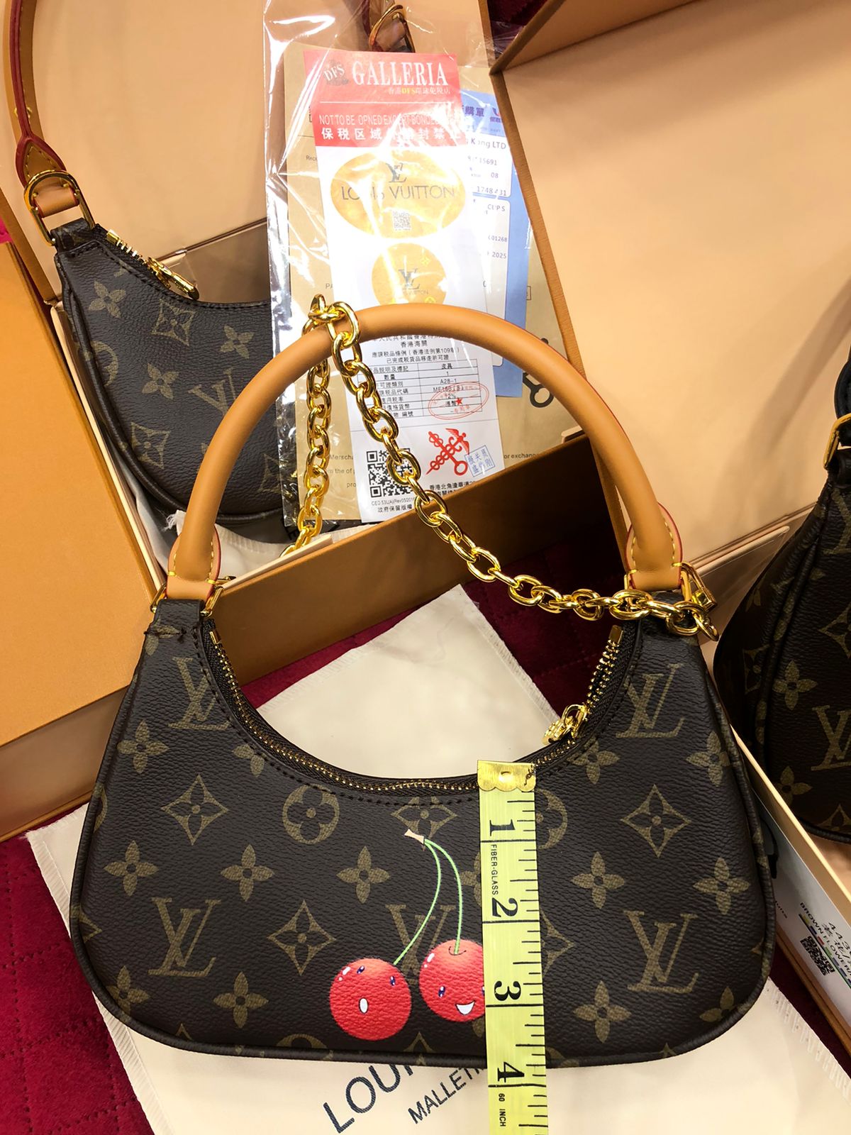 LVE Catchy PM Shoulder bag for Women