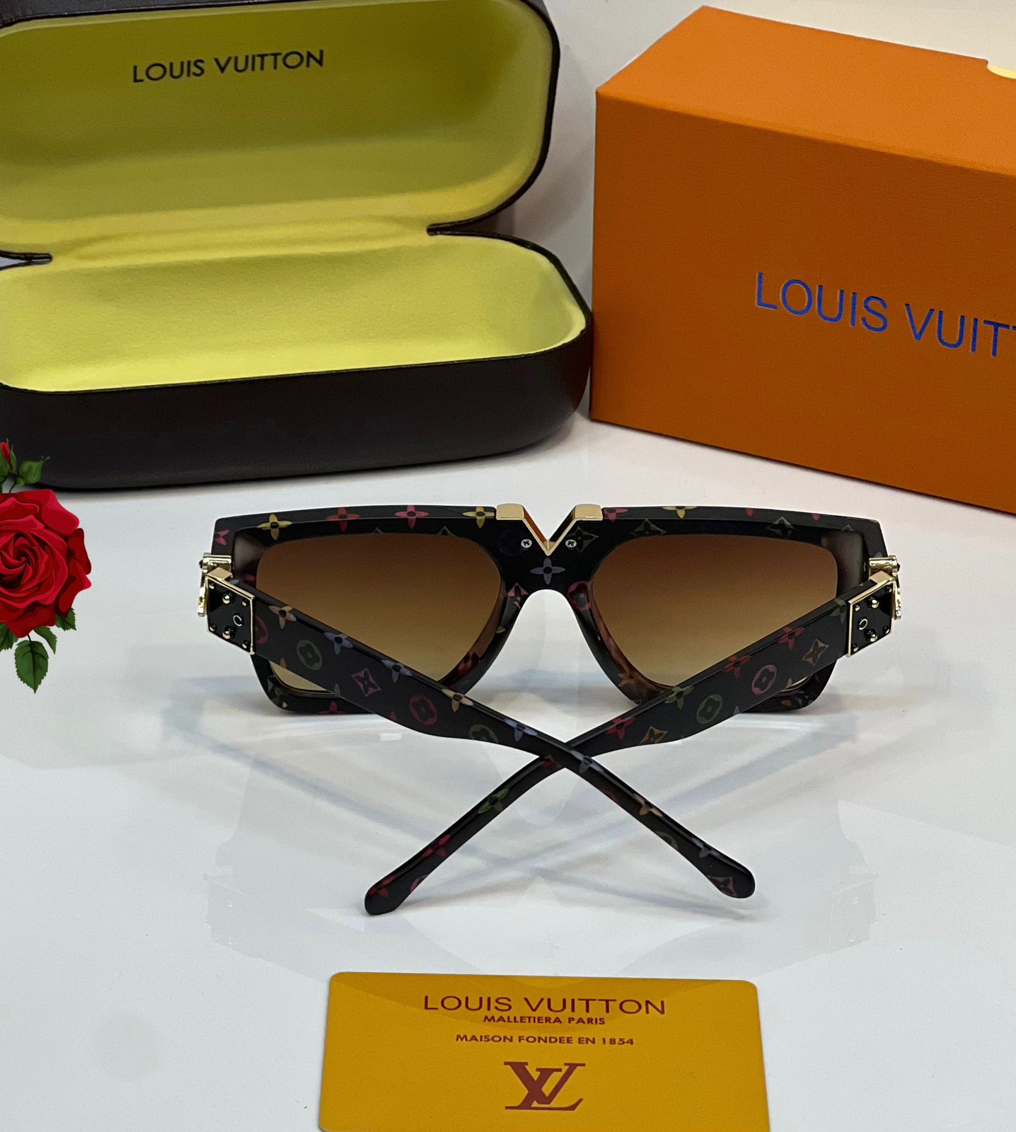 LV Sunglasses for Men and Women