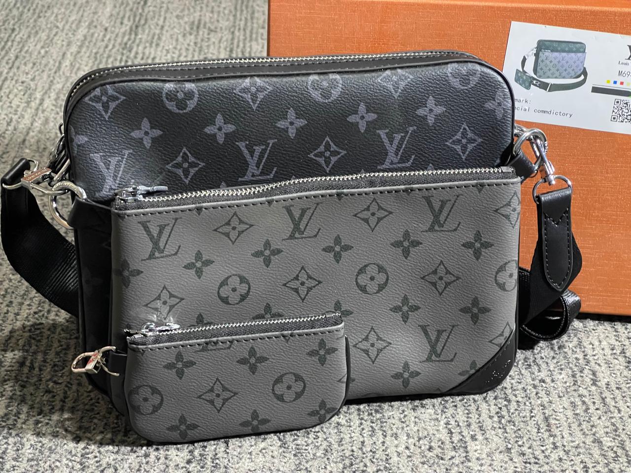 Lve Crossbody bag For Men