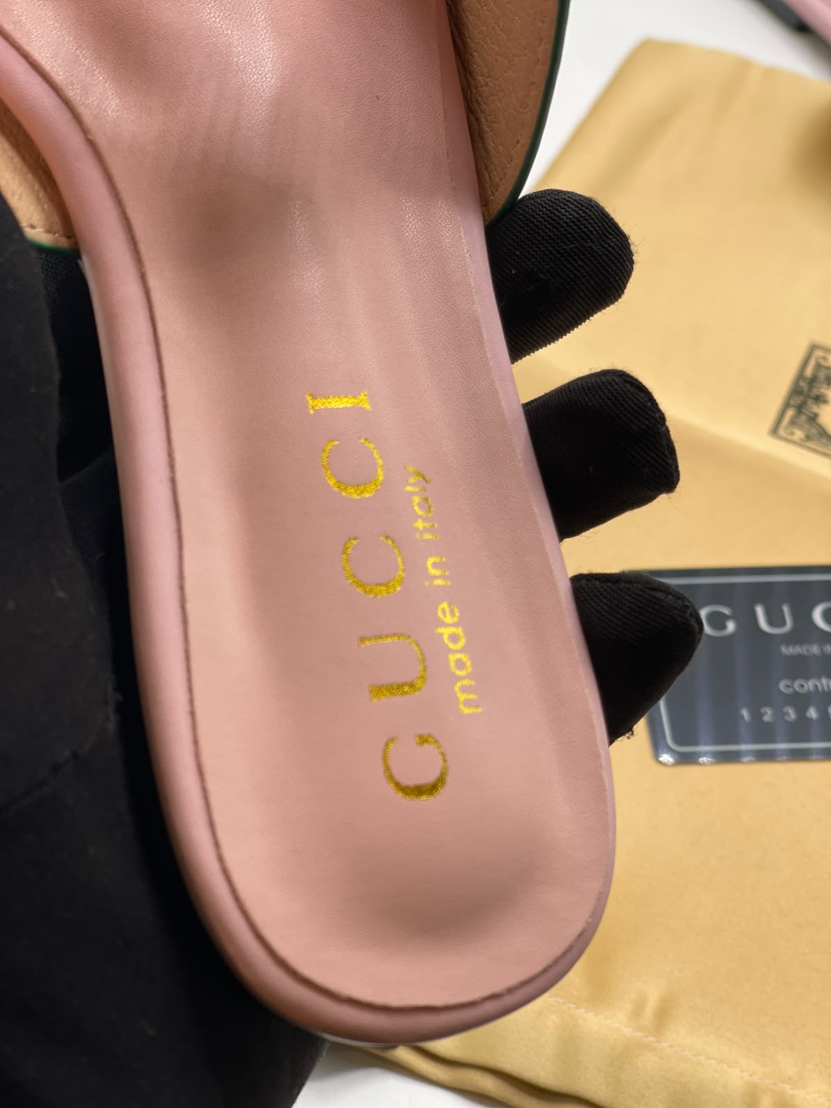 Guci Interlocking G slide Sandal for Women