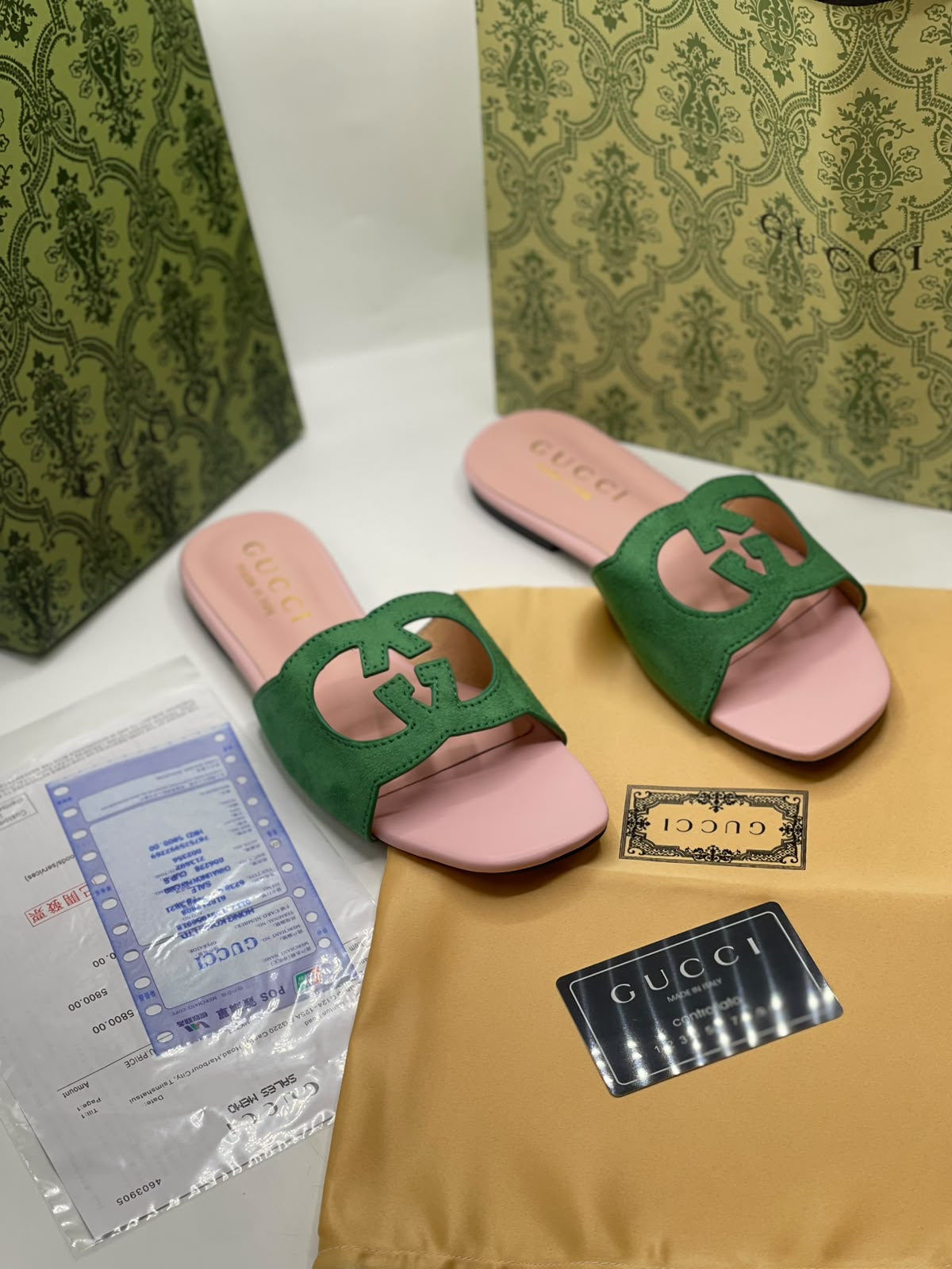 Guci Interlocking G slide Sandal for Women