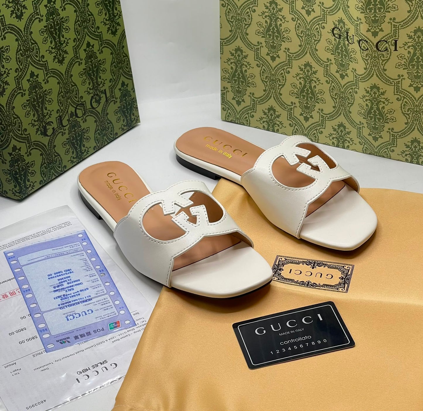 Guci Interlocking G slide Sandal for Women