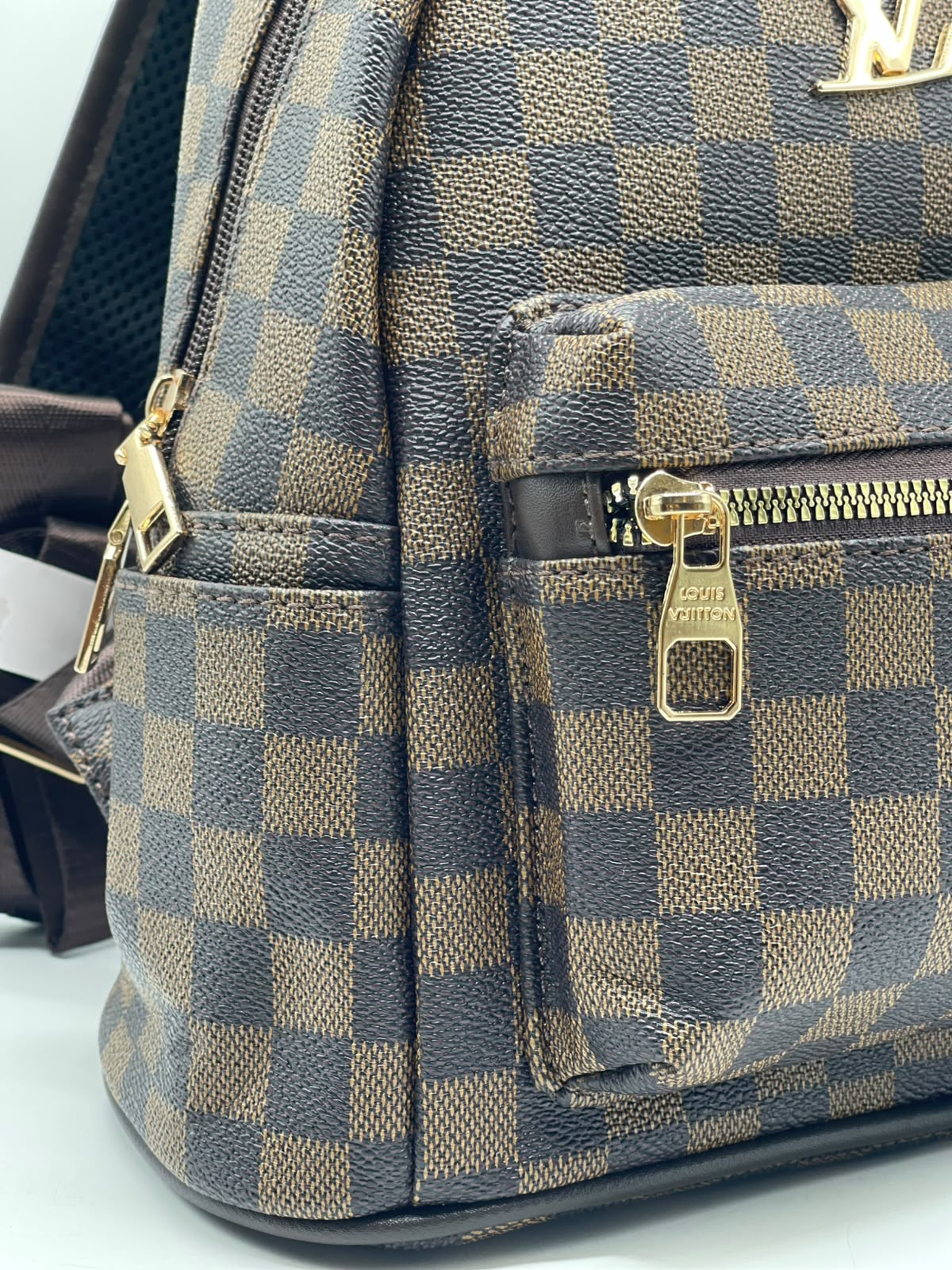 LvE Bagpack for Men and Women