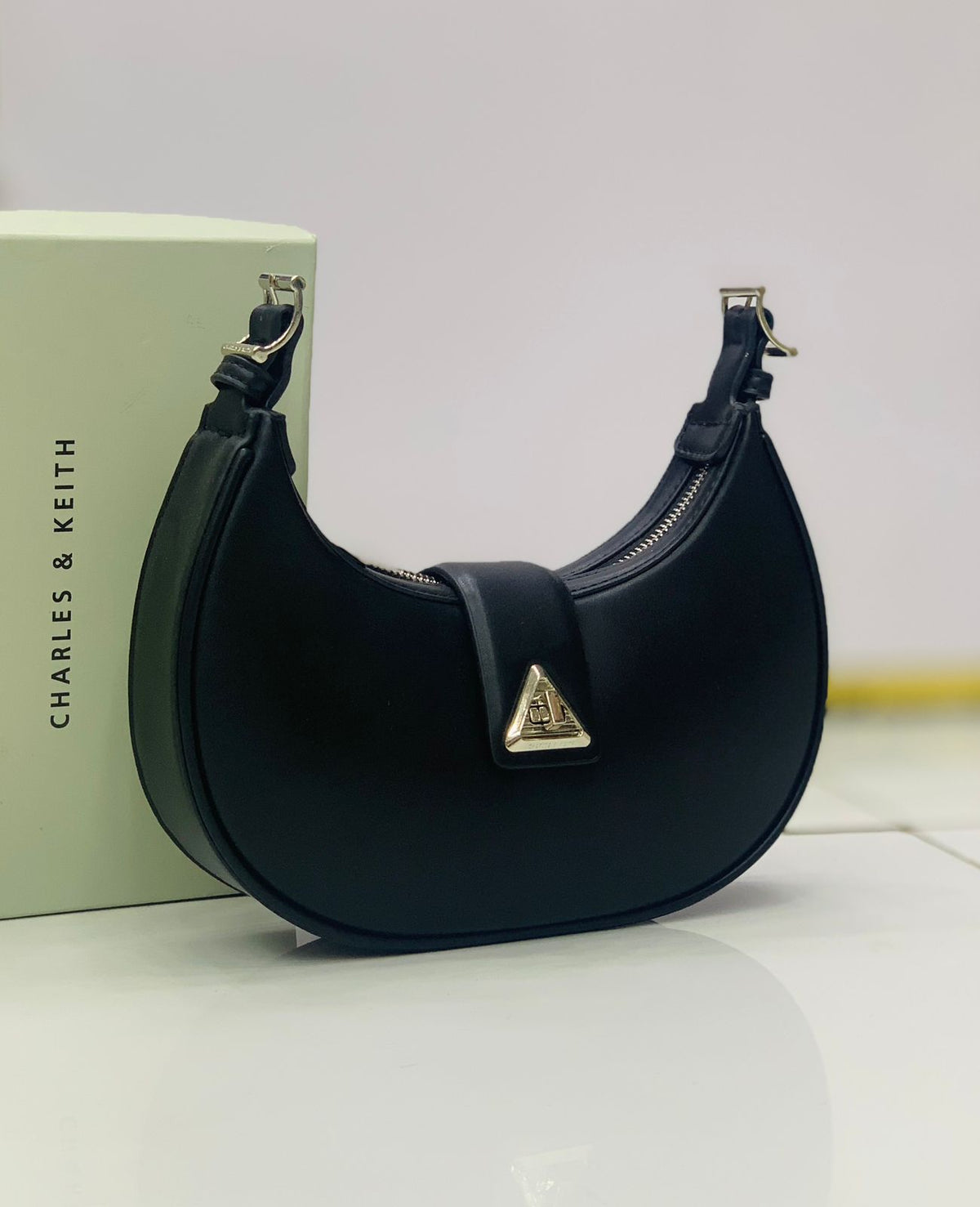 Charles & Keith Shoulder bag for Women