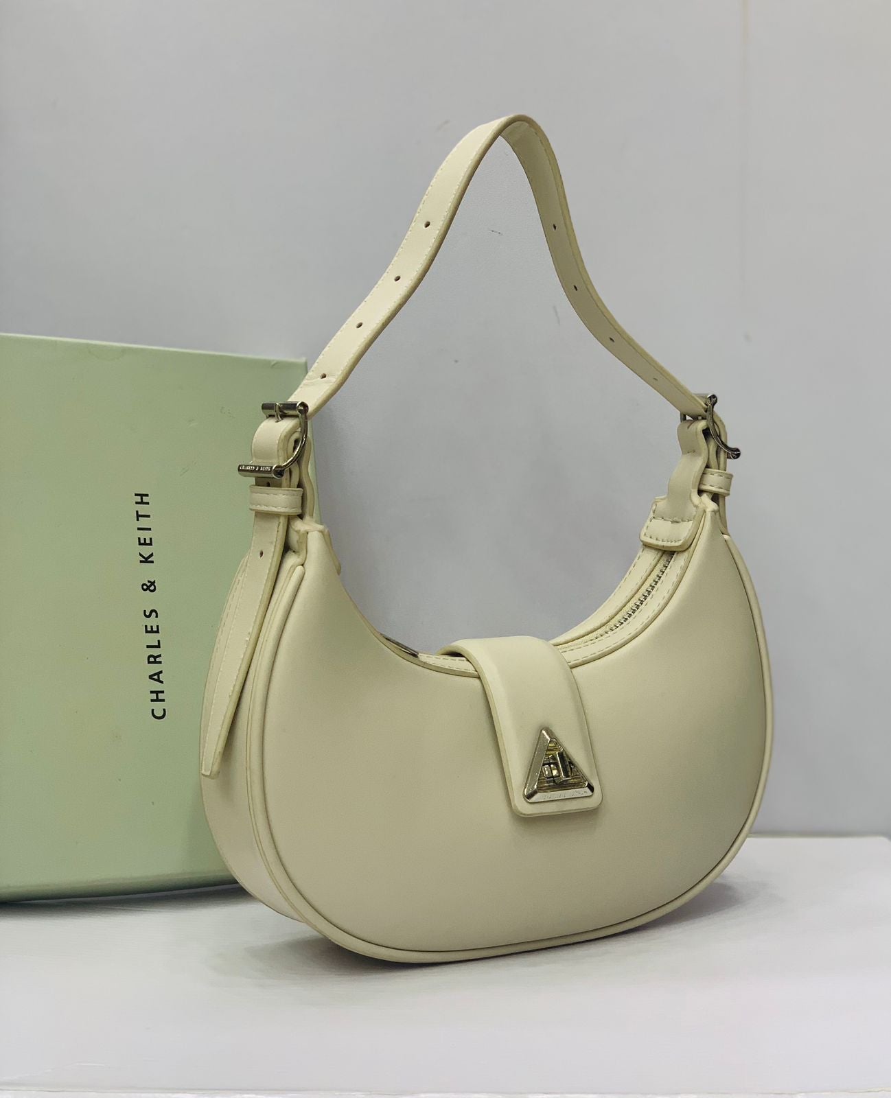Charles & Keith Shoulder bag for Women