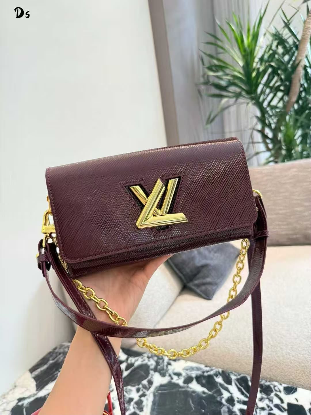 LvE Twist Style Crossbody bag for Women