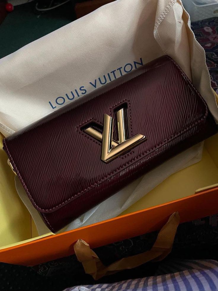 LvE Twist Style Crossbody bag for Women