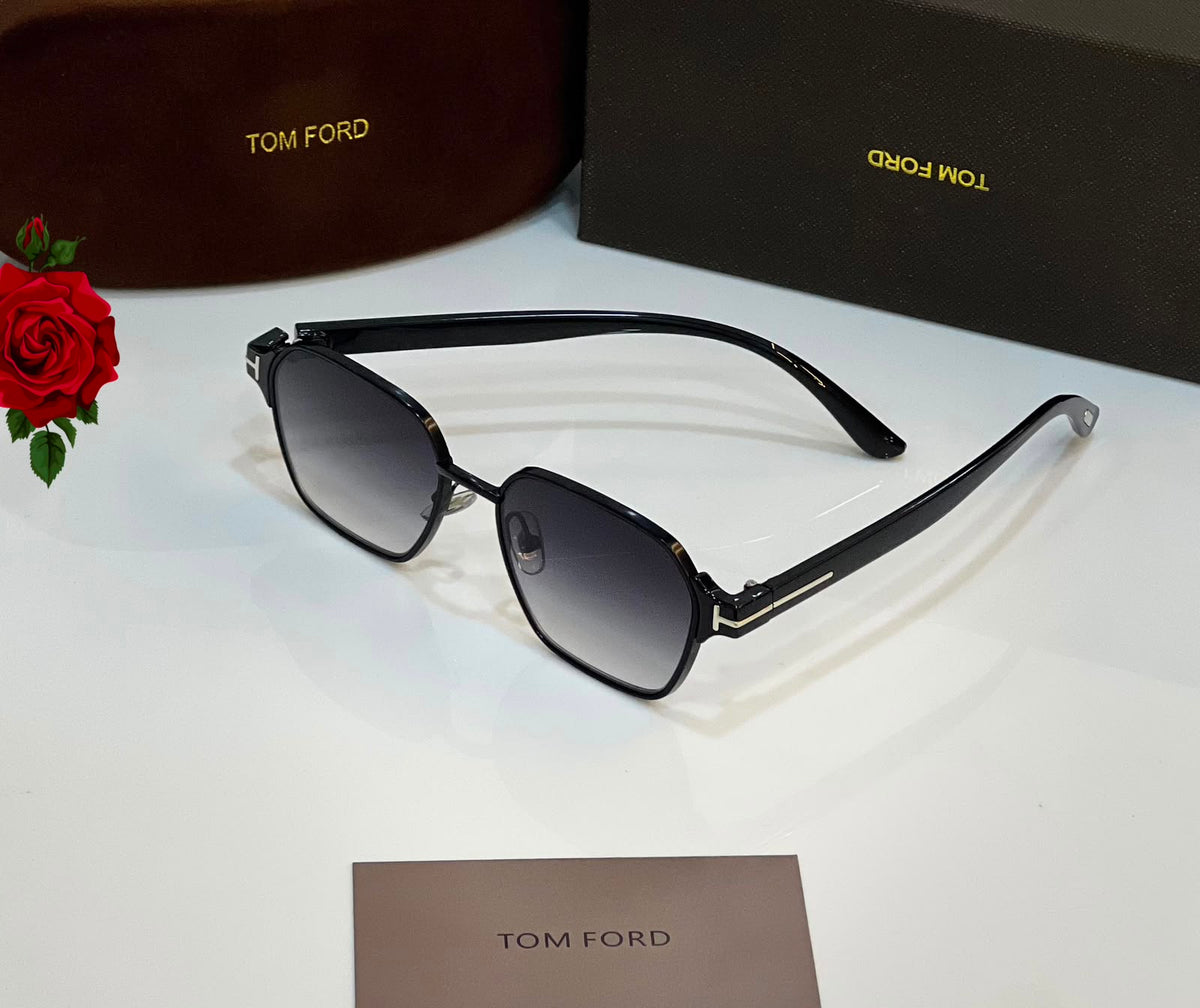 Tom Ford Unisex Model Sunglasses for Men and Women
