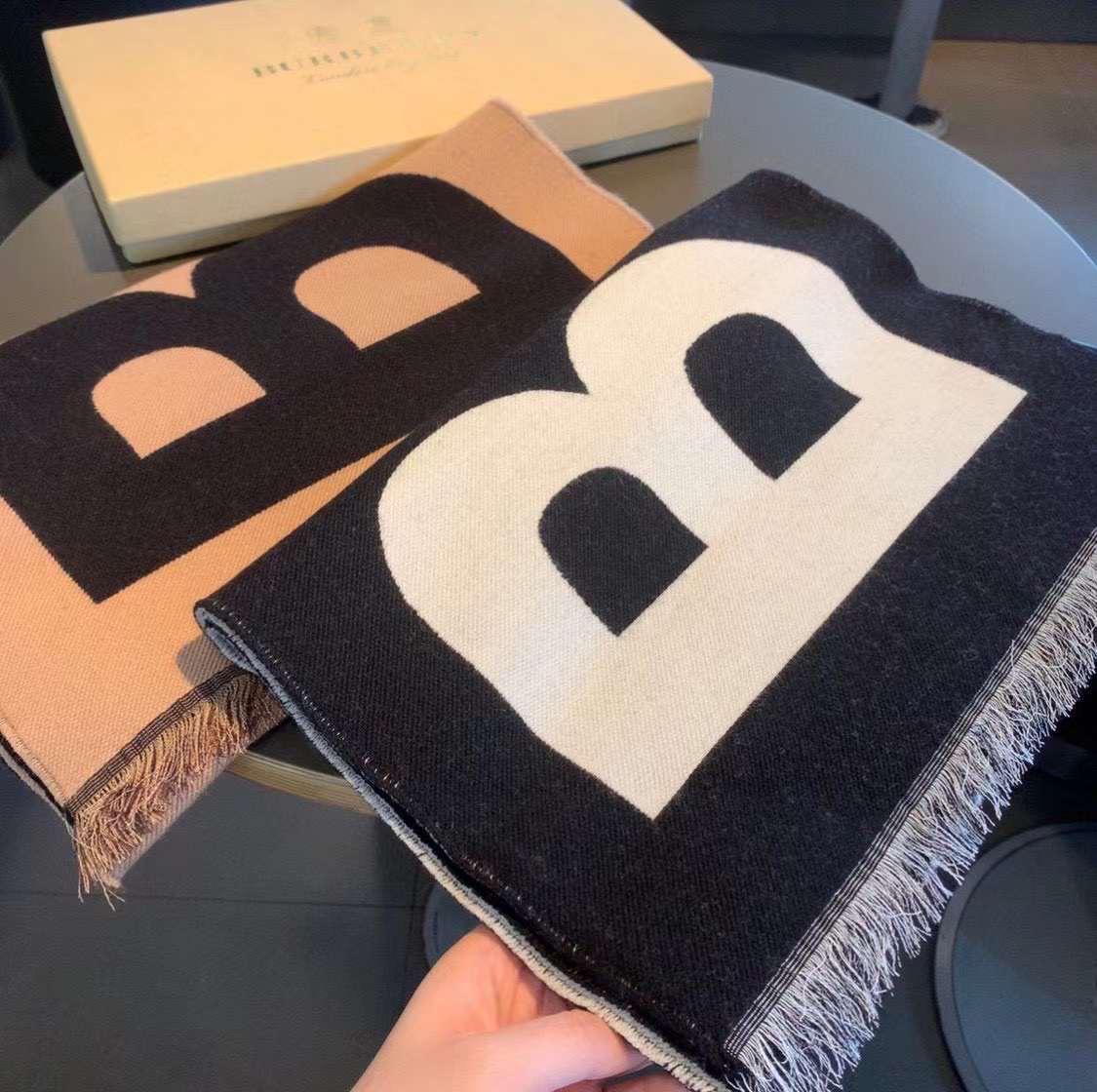 Burberry Woolen Shawl for Women