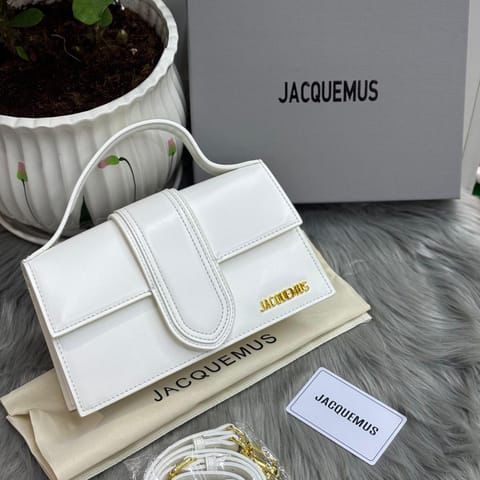 Jacqu-emus Bambino Handbag for Women