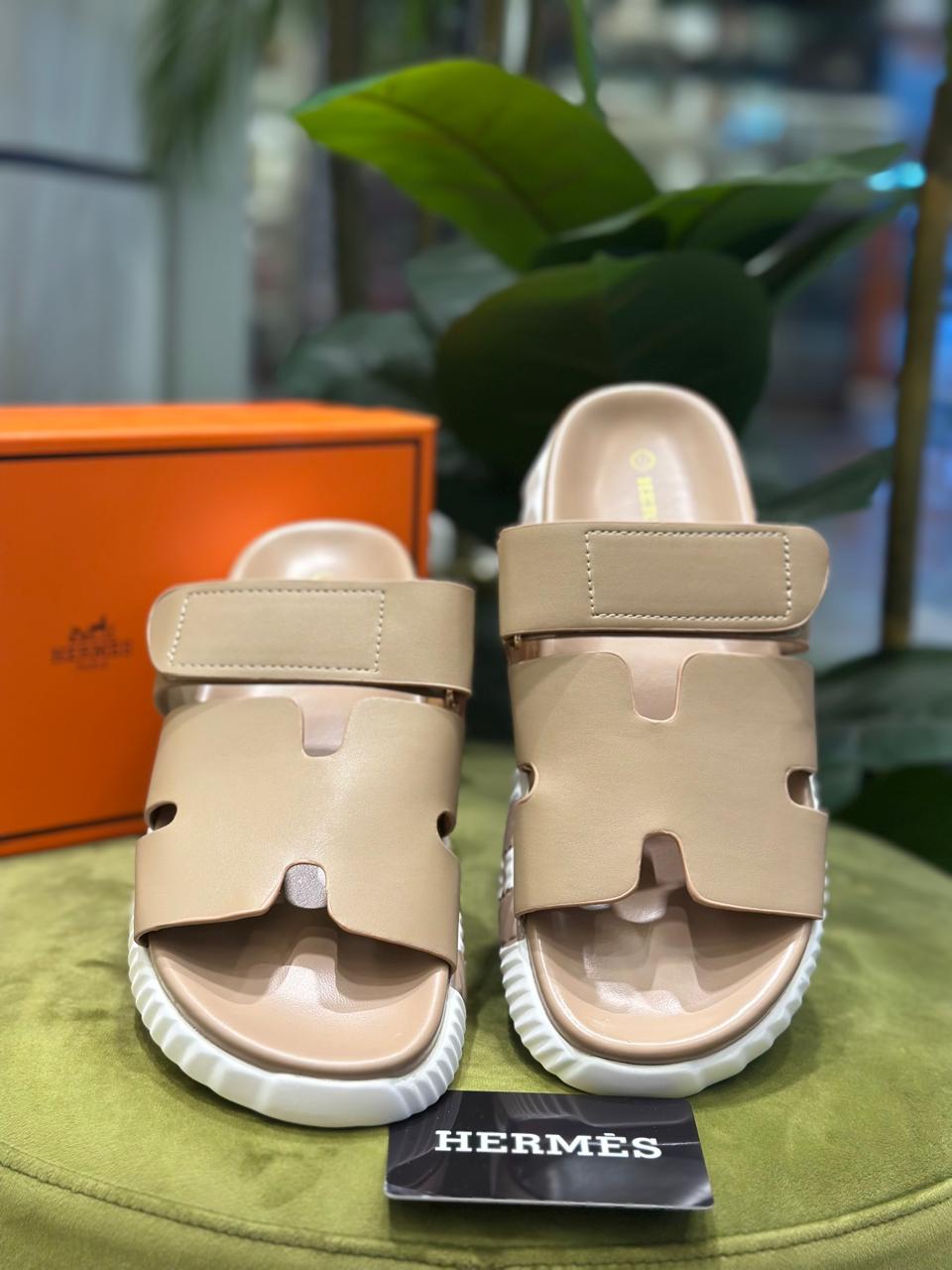Hrms Chyphre Sandal for Women
