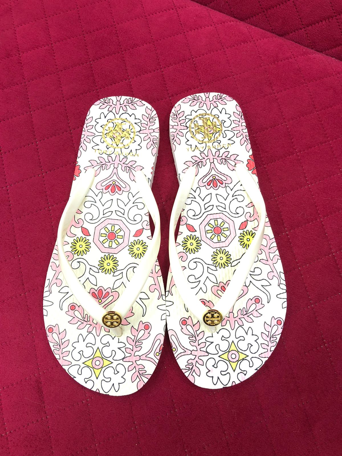 Trendy TB To-ry Bur-ch Kira Flip Flop for Women