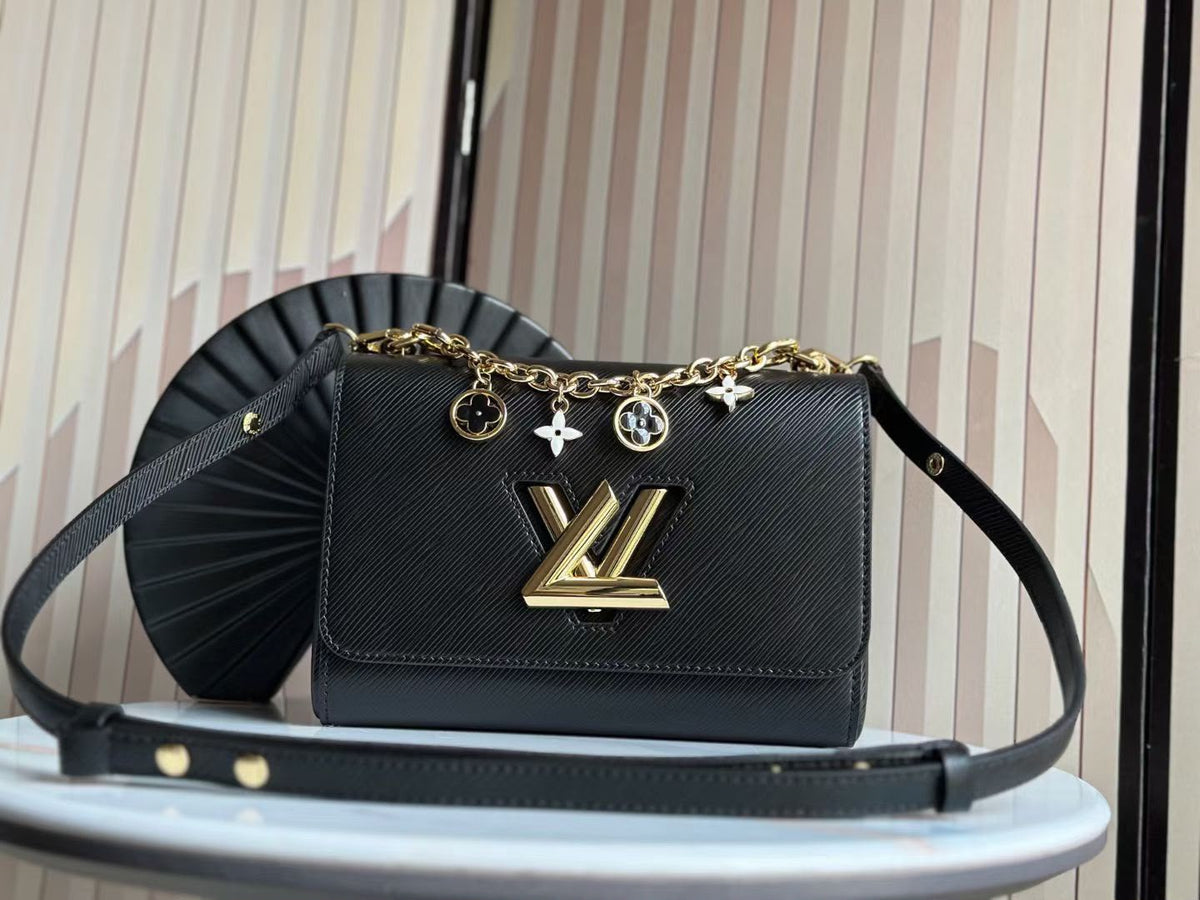 LvE Chain Shoulder Bag for Women