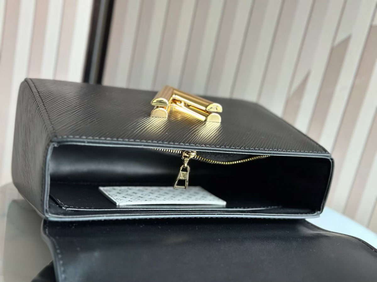 LvE Chain Shoulder Bag for Women
