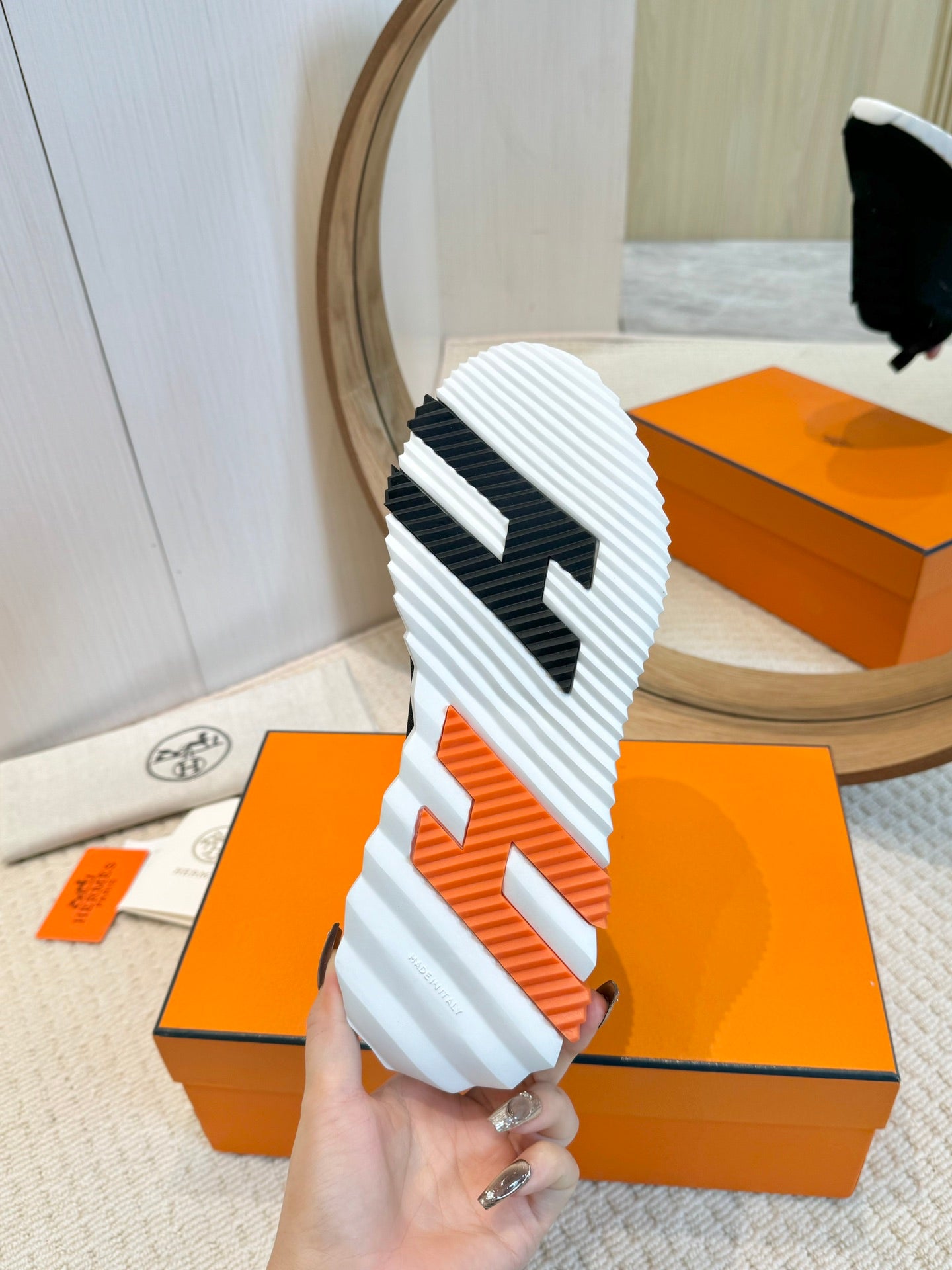 Hrmes Couple Unisex Sneakers for Men and Women Pre Order