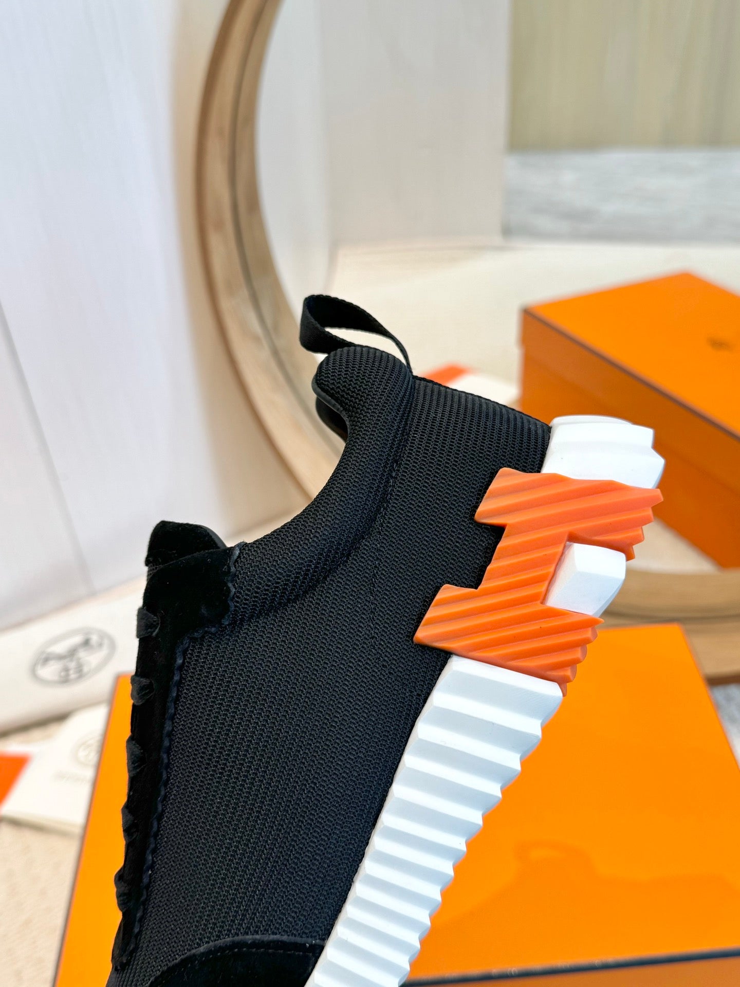 Hrmes Couple Unisex Sneakers for Men and Women Pre Order