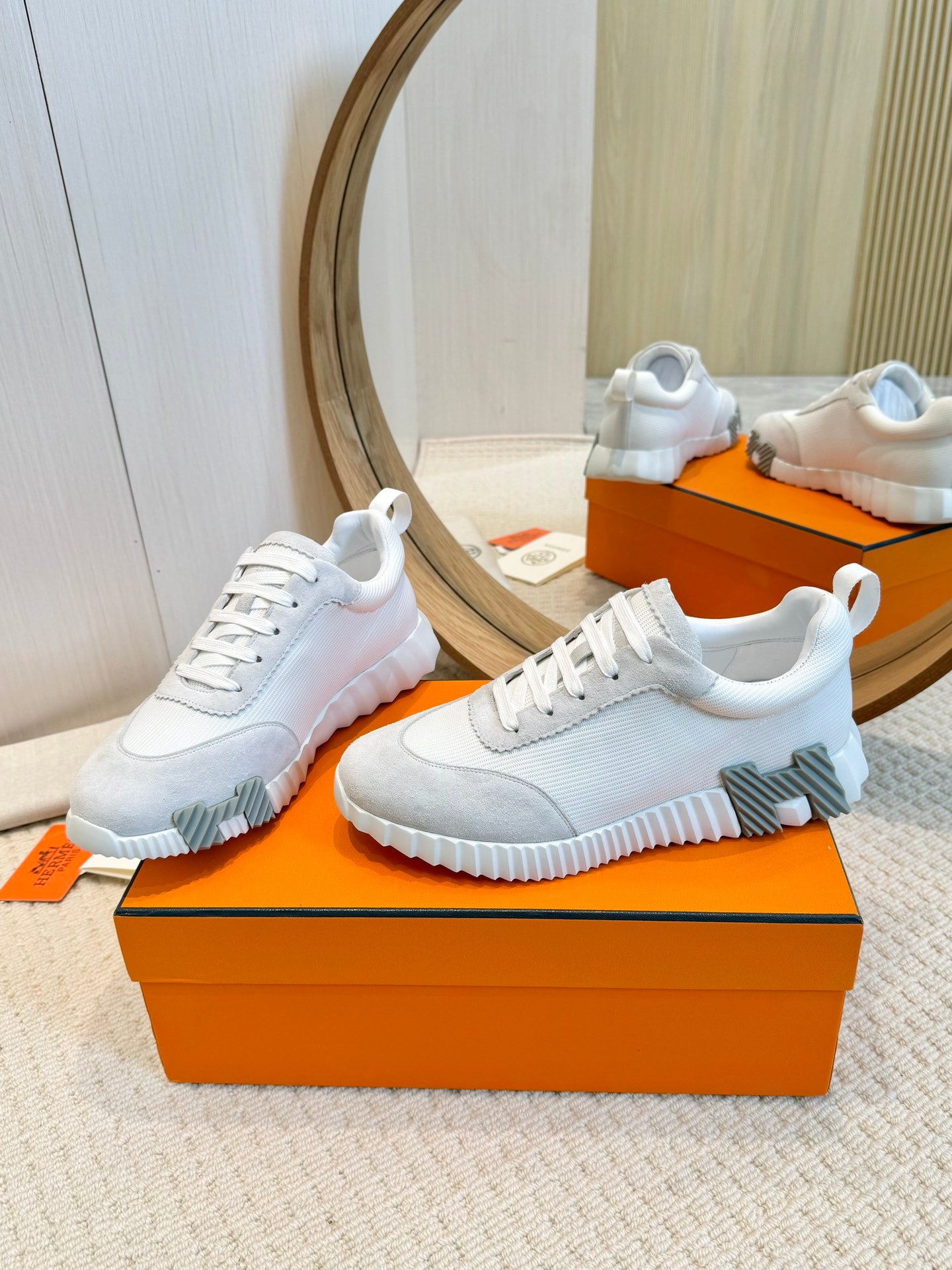Hrmes Couple Unisex Sneakers for Men and Women Pre Order