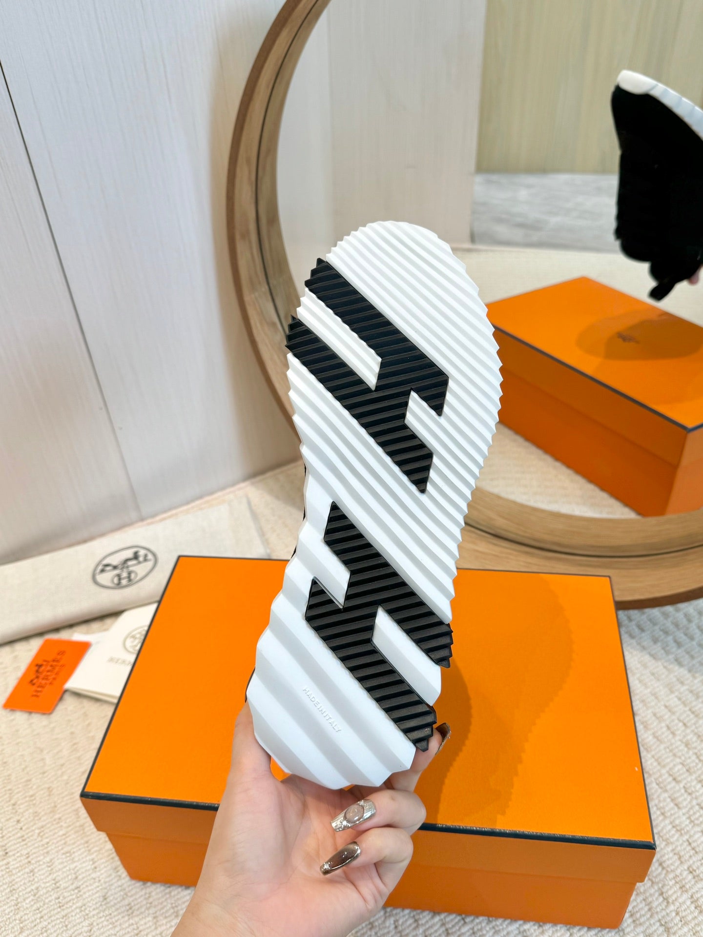 Herms Couple Unisex Sneakers for Men and Women Pre Order