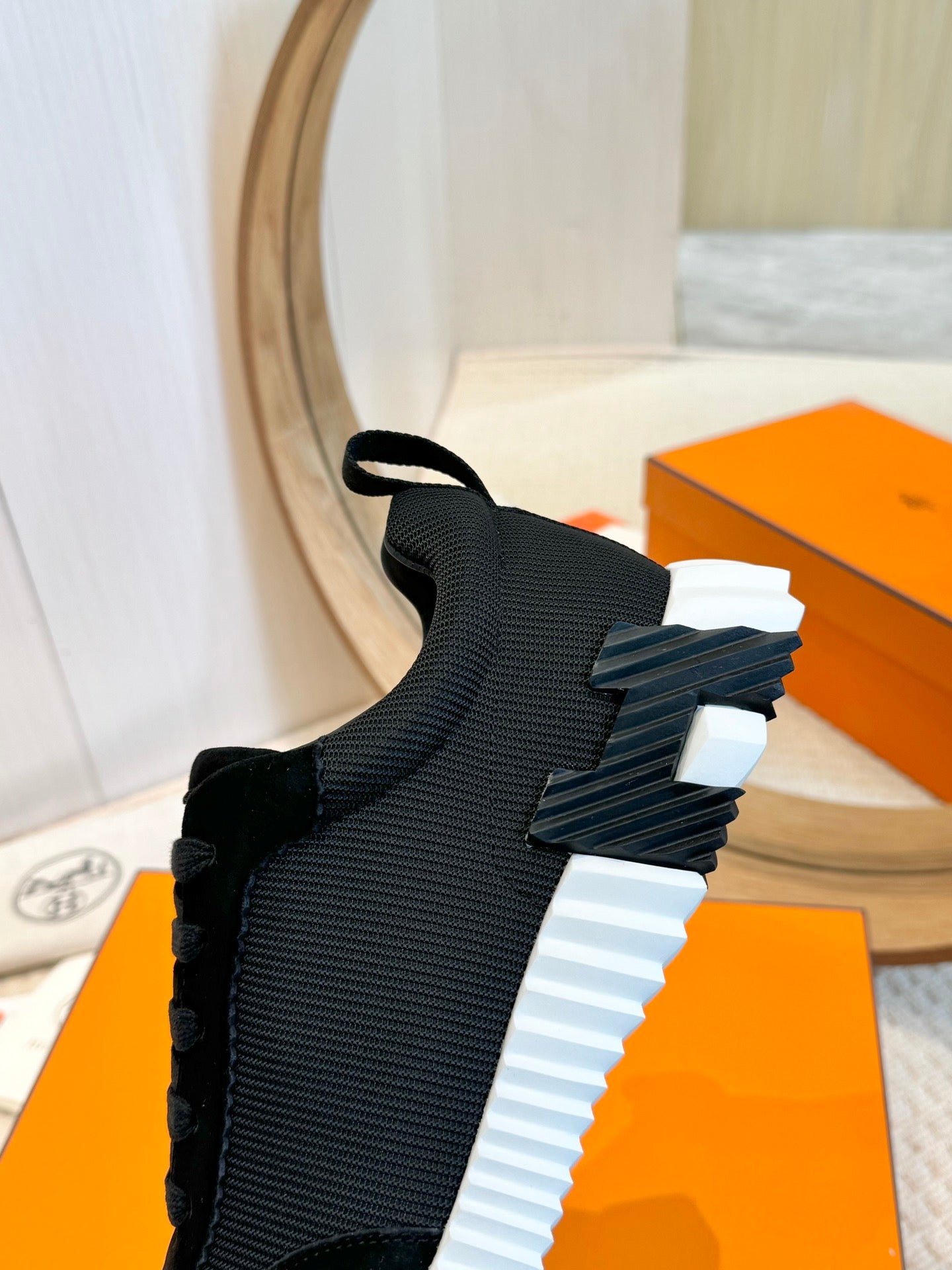 Herms Couple Unisex Sneakers for Men and Women Pre Order