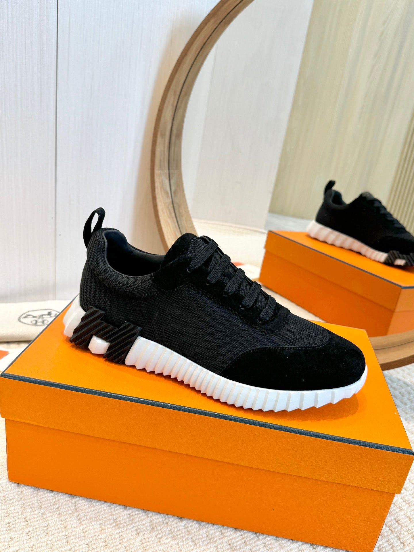 Herms Couple Unisex Sneakers for Men and Women Pre Order