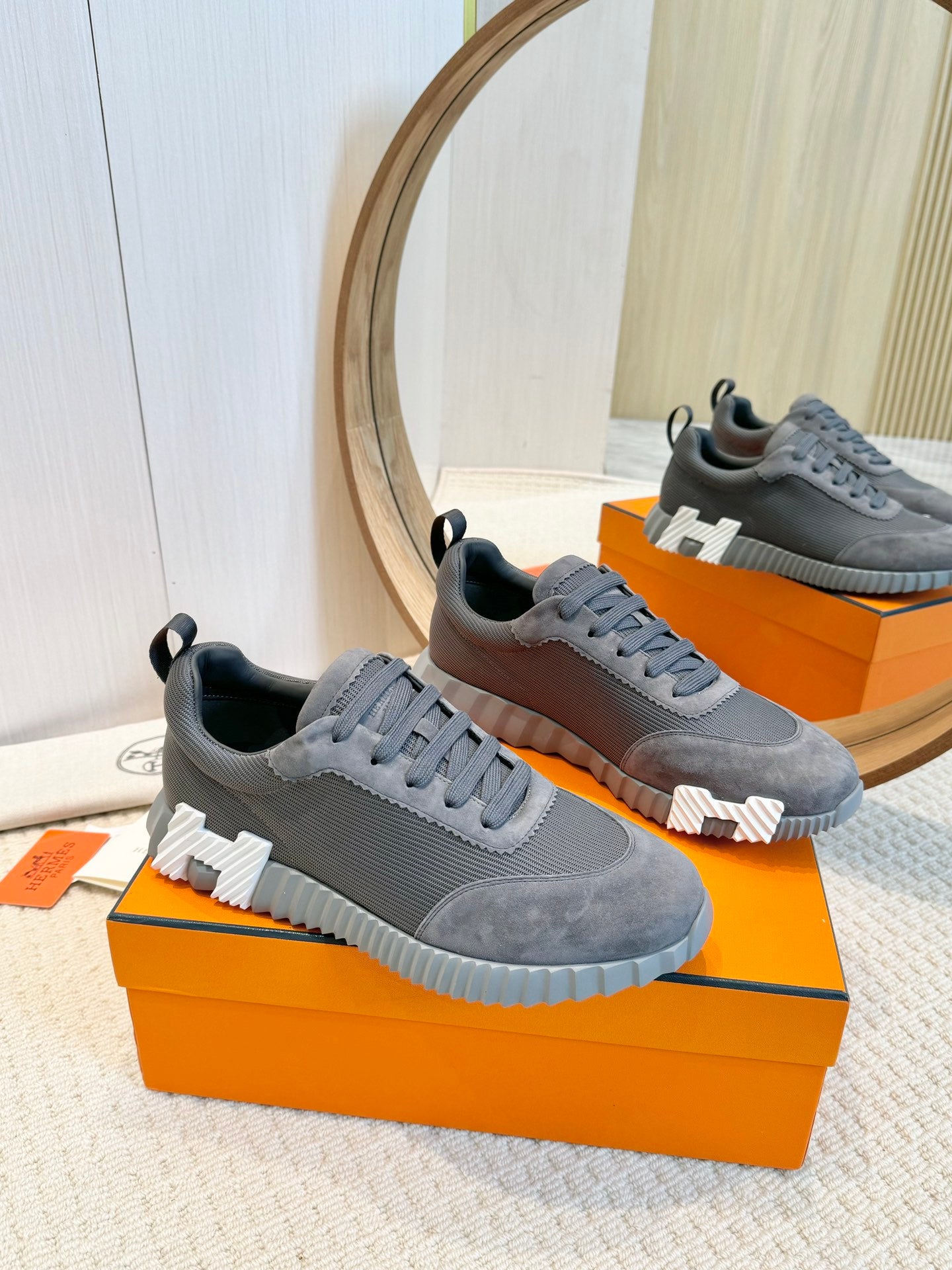 Herms Couple Unisex Sneakers for Men and Women Pre Order