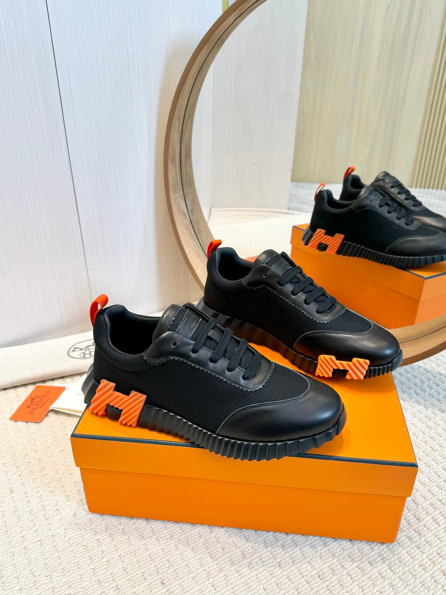 Herms Couple Unisex Sneakers for Men and Women