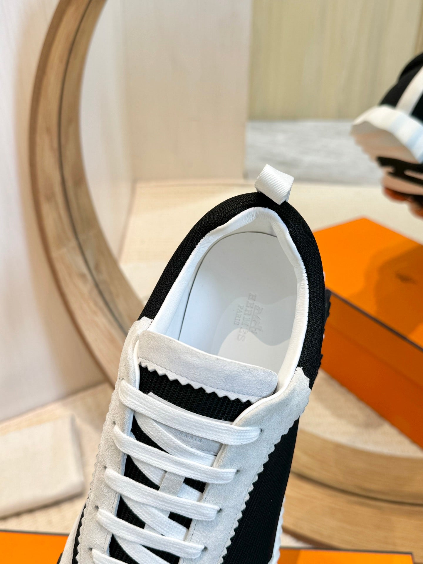 Herms Couple Unisex Sneakers for Men and Women