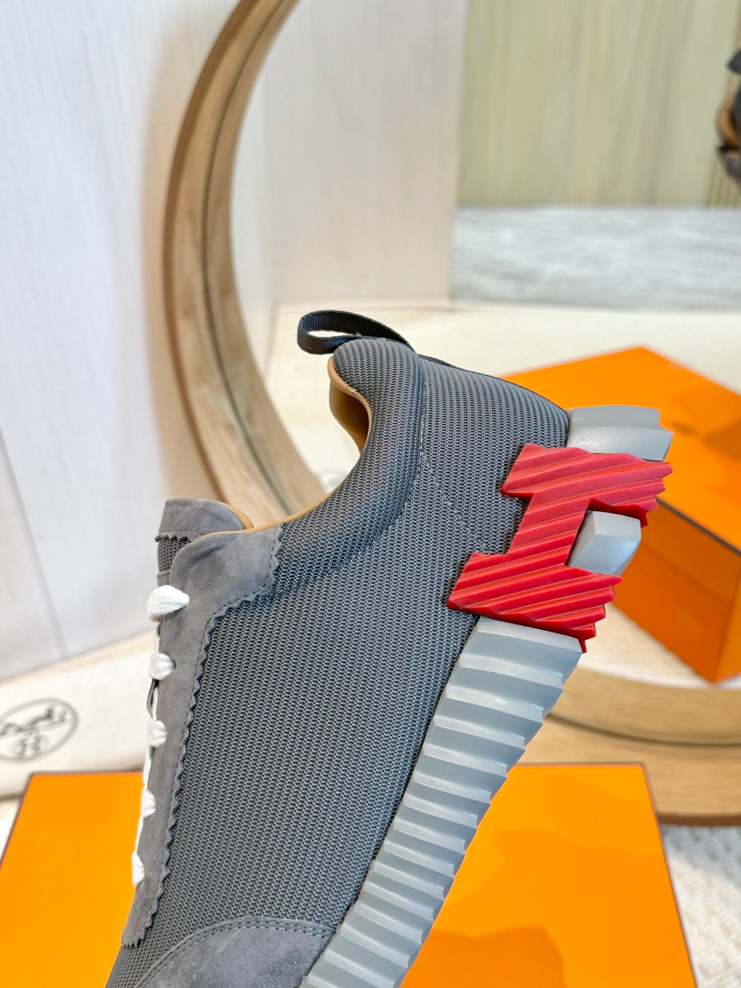 Herms Couple Unisex Sneakers for Men and Women