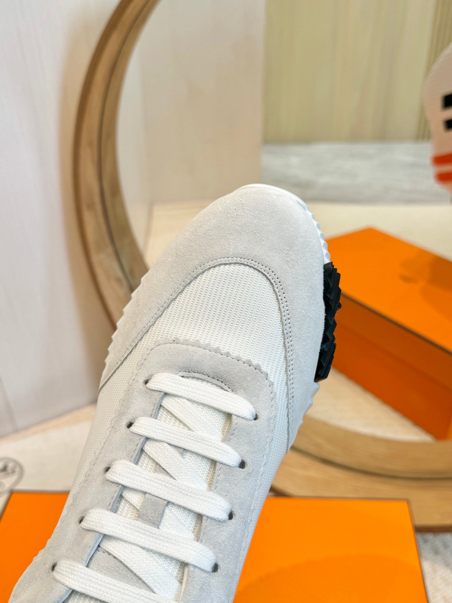 Herms Couple Unisex Sneakers for Men and Women
