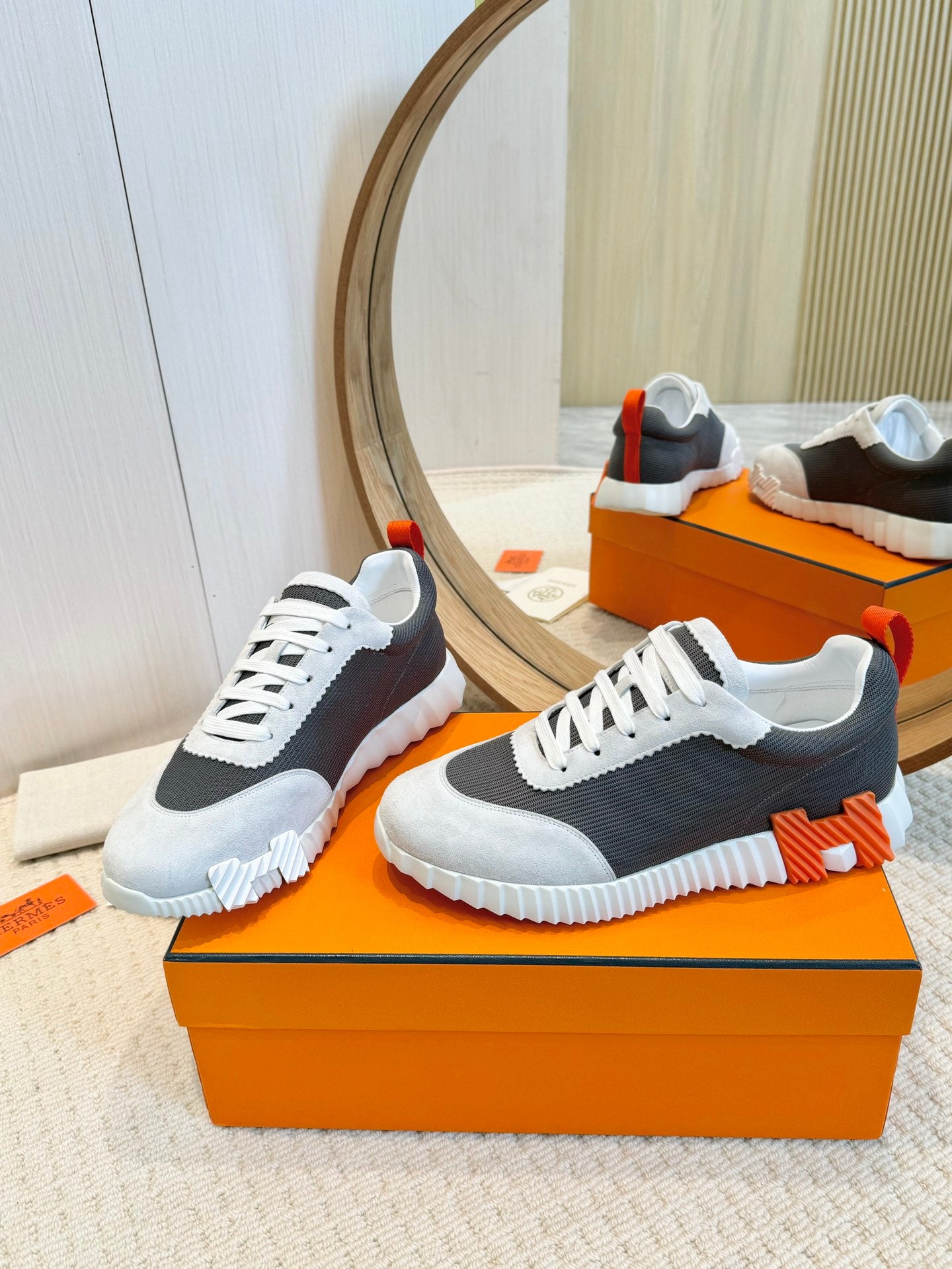 Herms Couple Unisex Sneakers for Men and Women