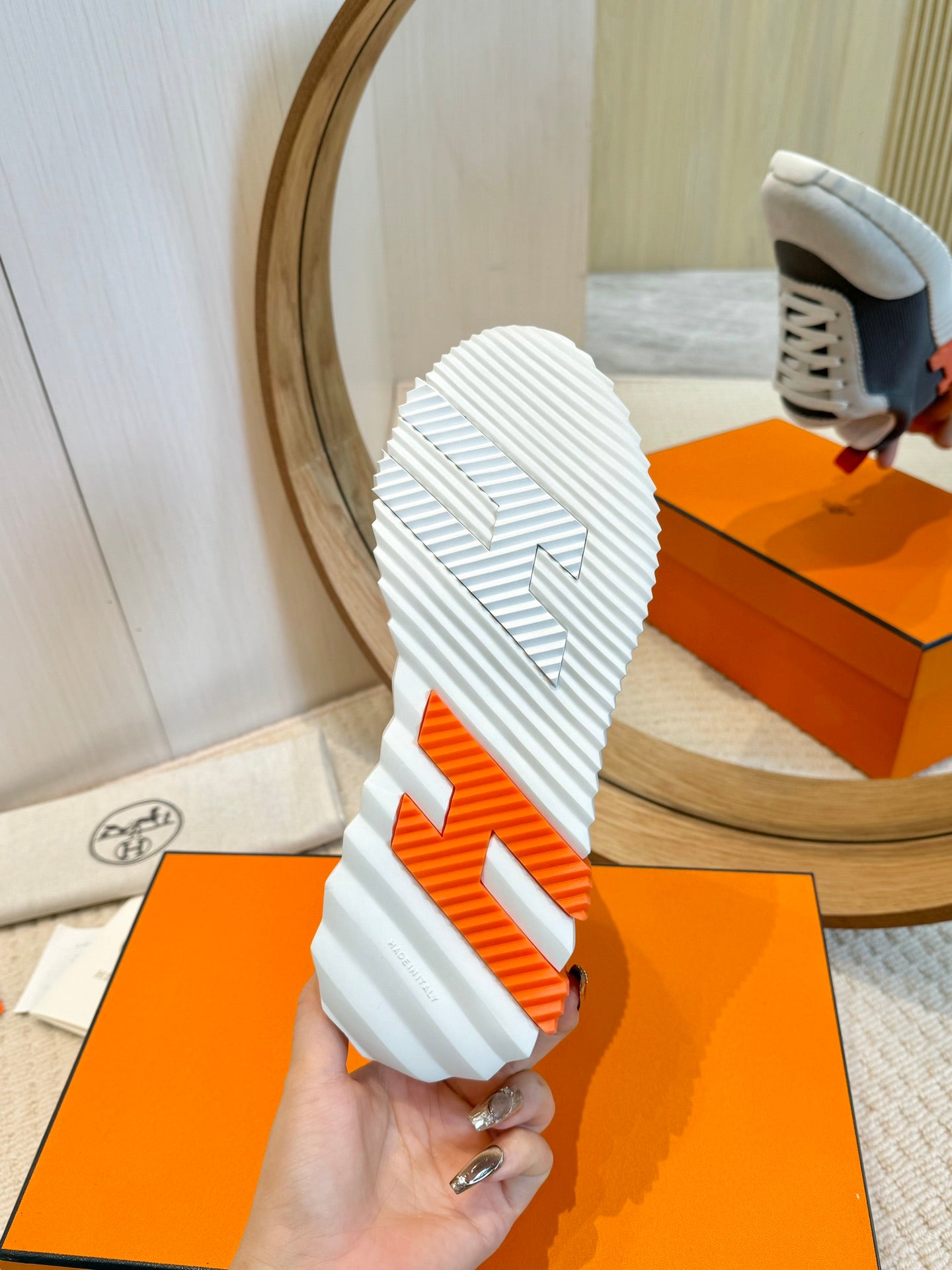 Herms Couple Unisex Sneakers for Men and Women