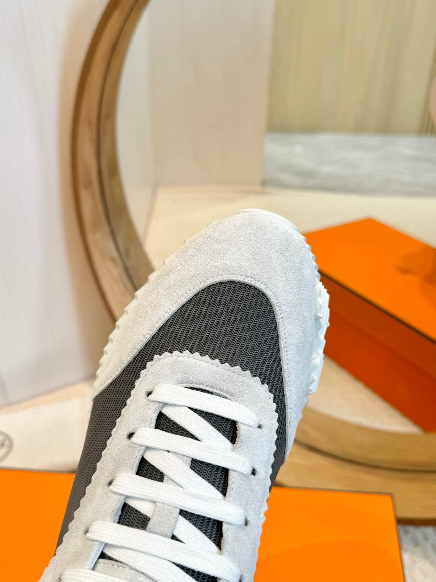 Herms Couple Unisex Sneakers for Men and Women