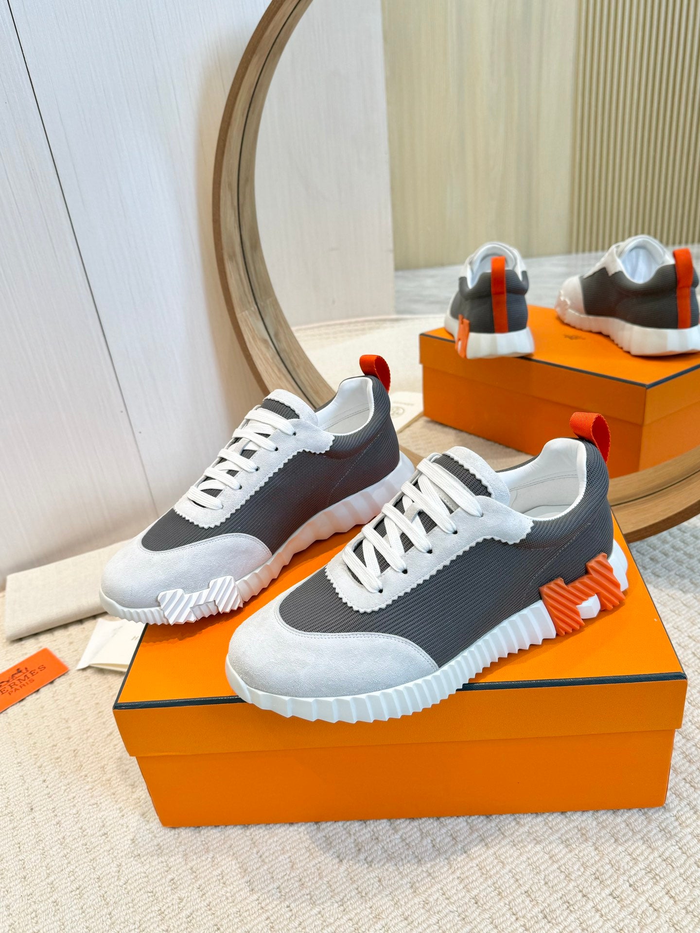 Herms Couple Unisex Sneakers for Men and Women
