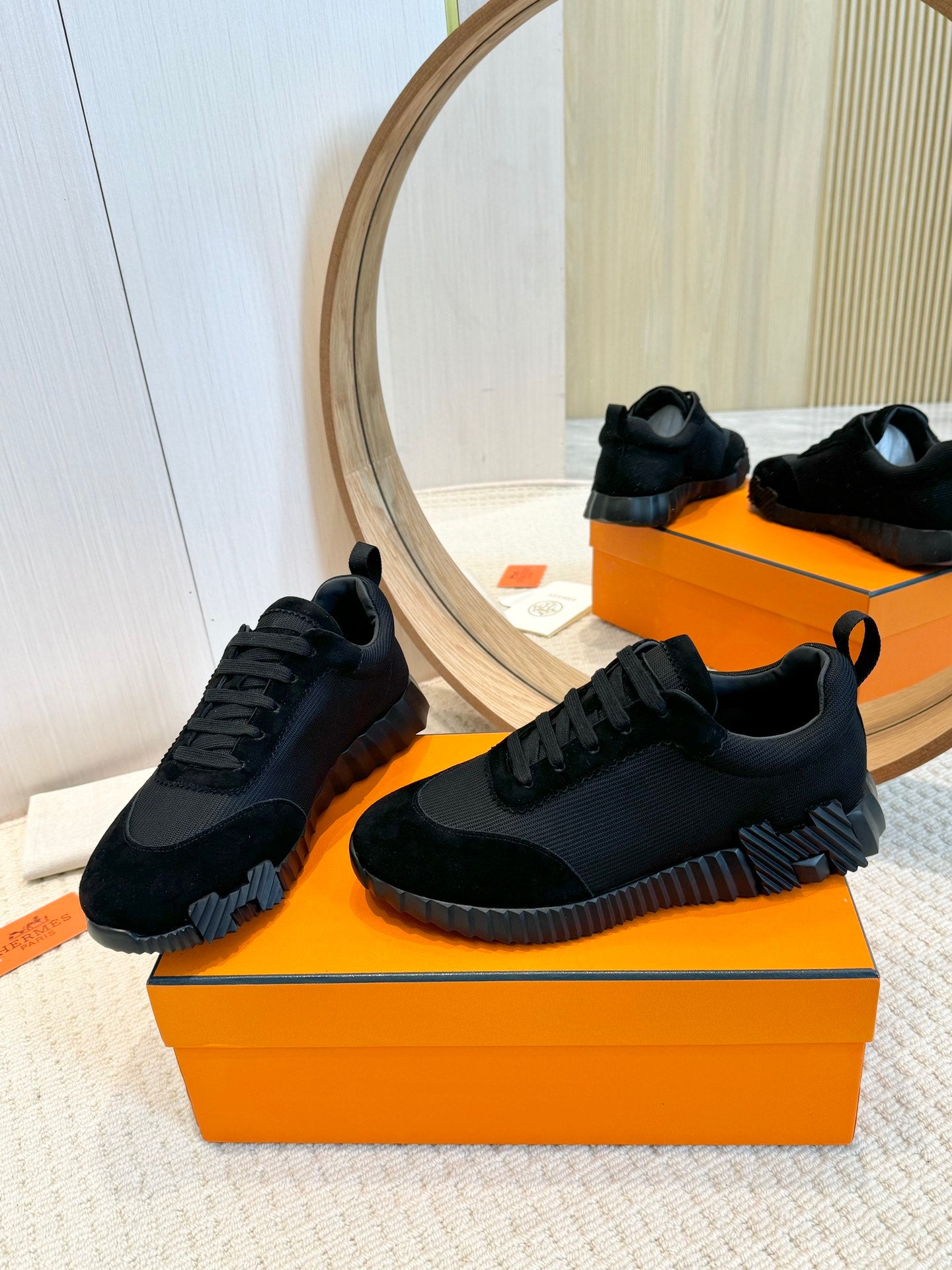 Herms Couple Unisex Sneakers for Men and Women