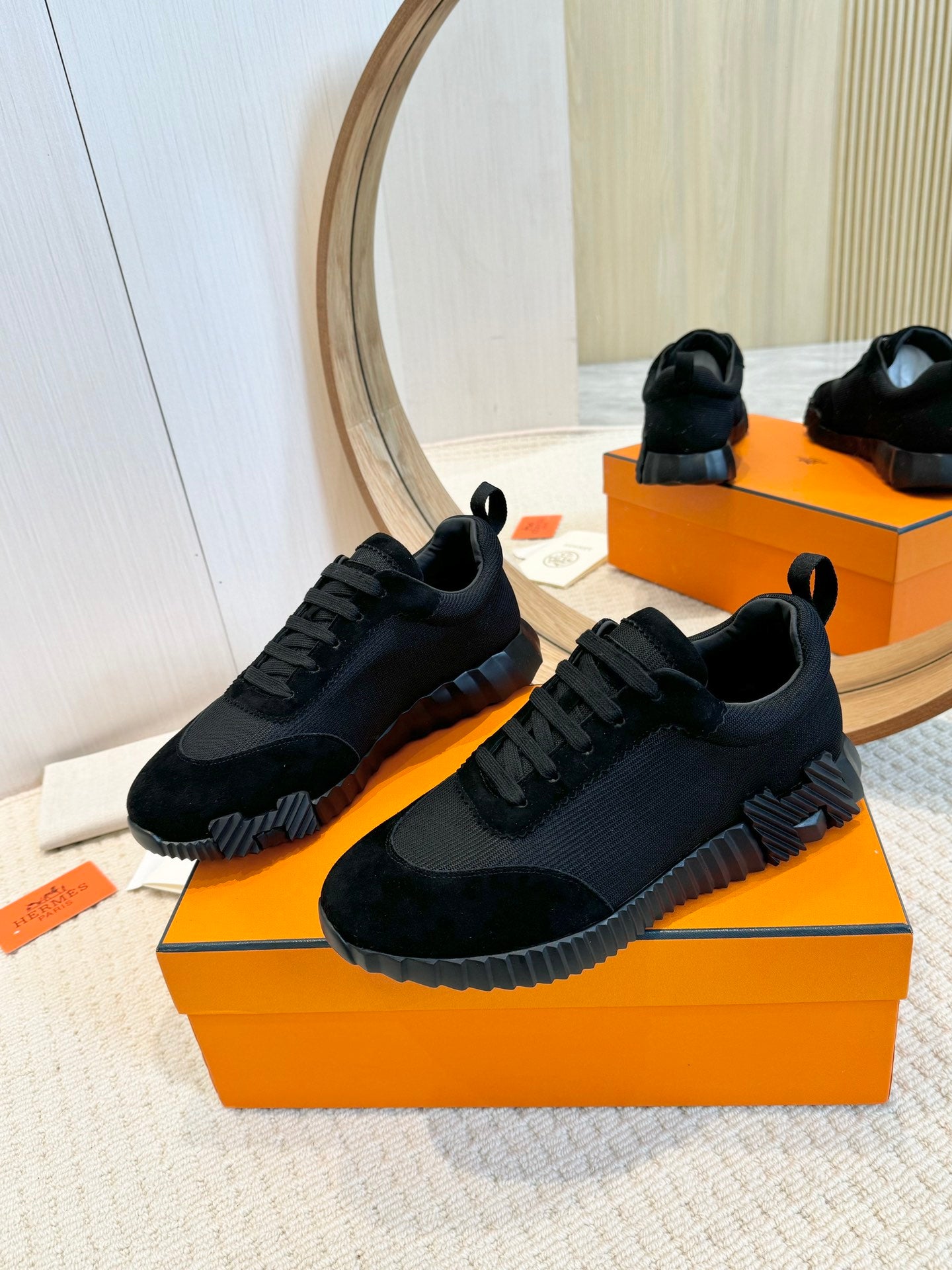 Herms Couple Unisex Sneakers for Men and Women