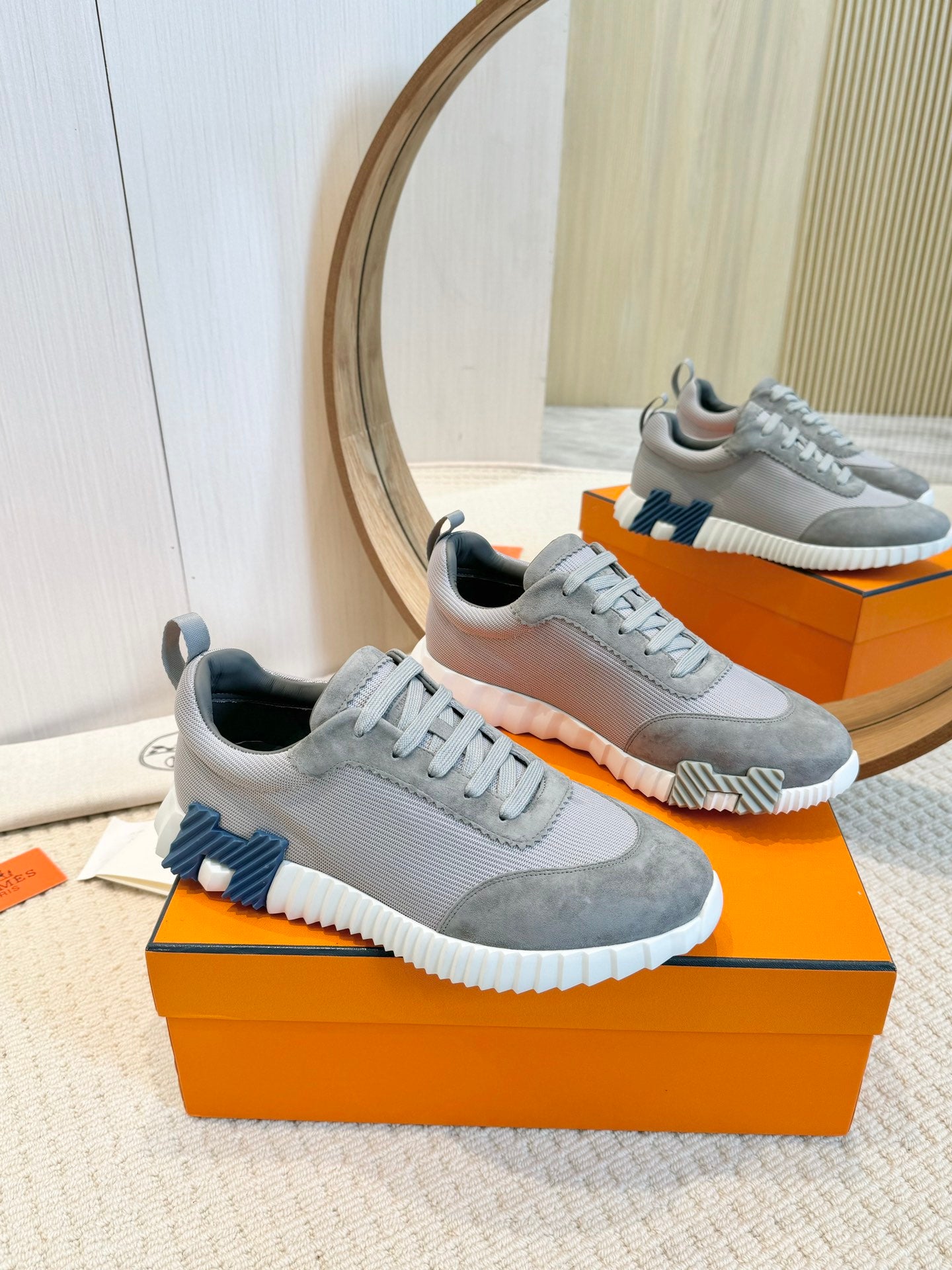 Herms Couple Unisex Sneakers for Men and Women