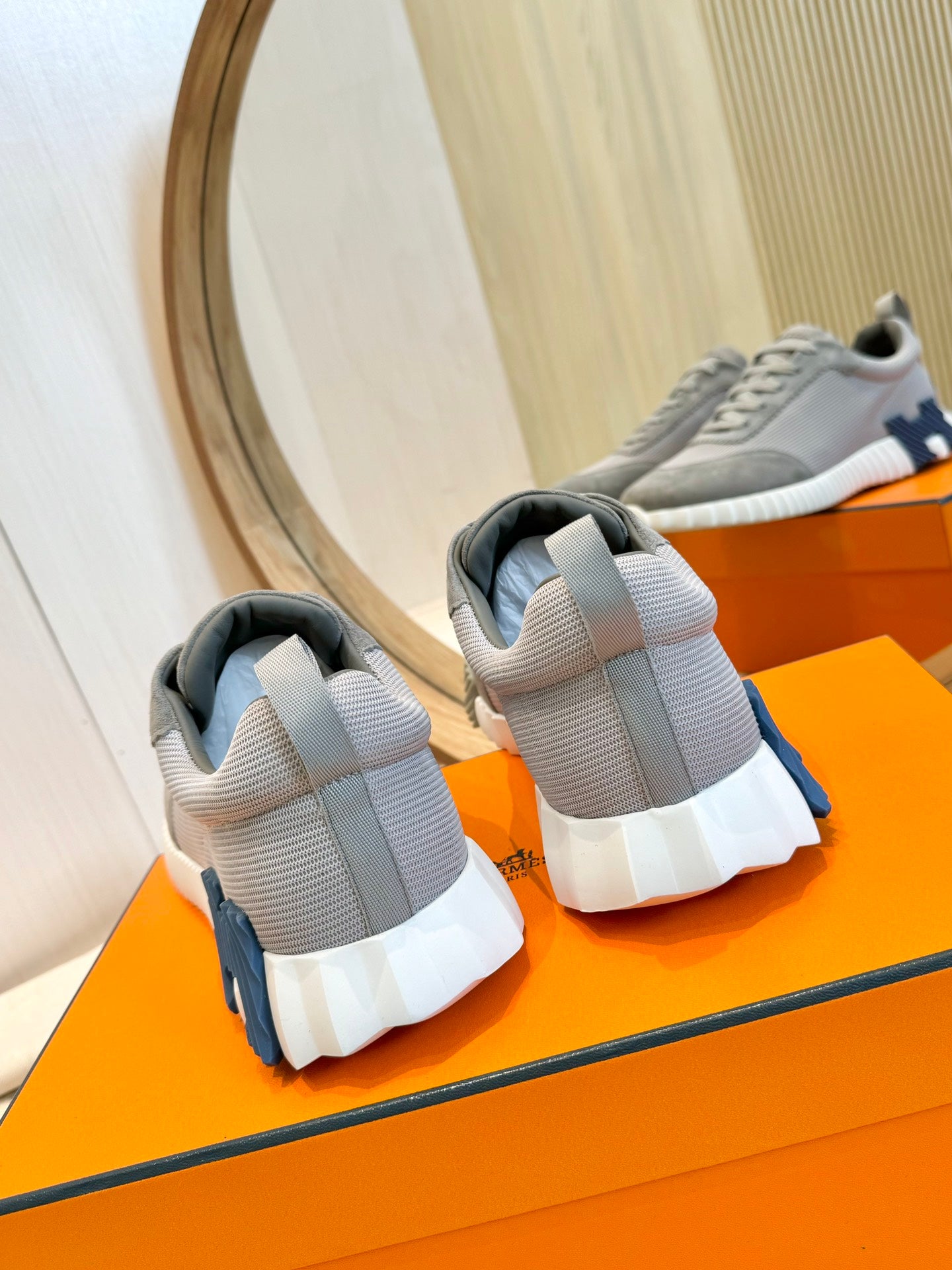Herms Couple Unisex Sneakers for Men and Women