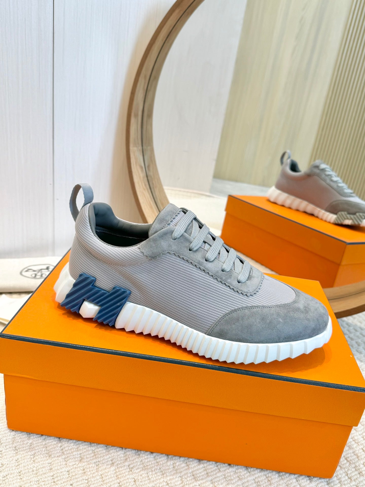 Herms Couple Unisex Sneakers for Men and Women