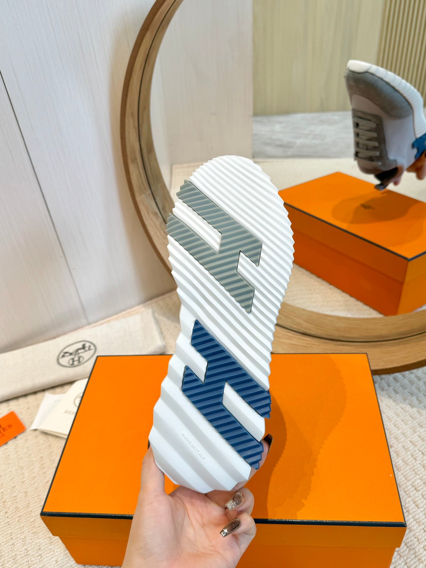 Herms Couple Unisex Sneakers for Men and Women