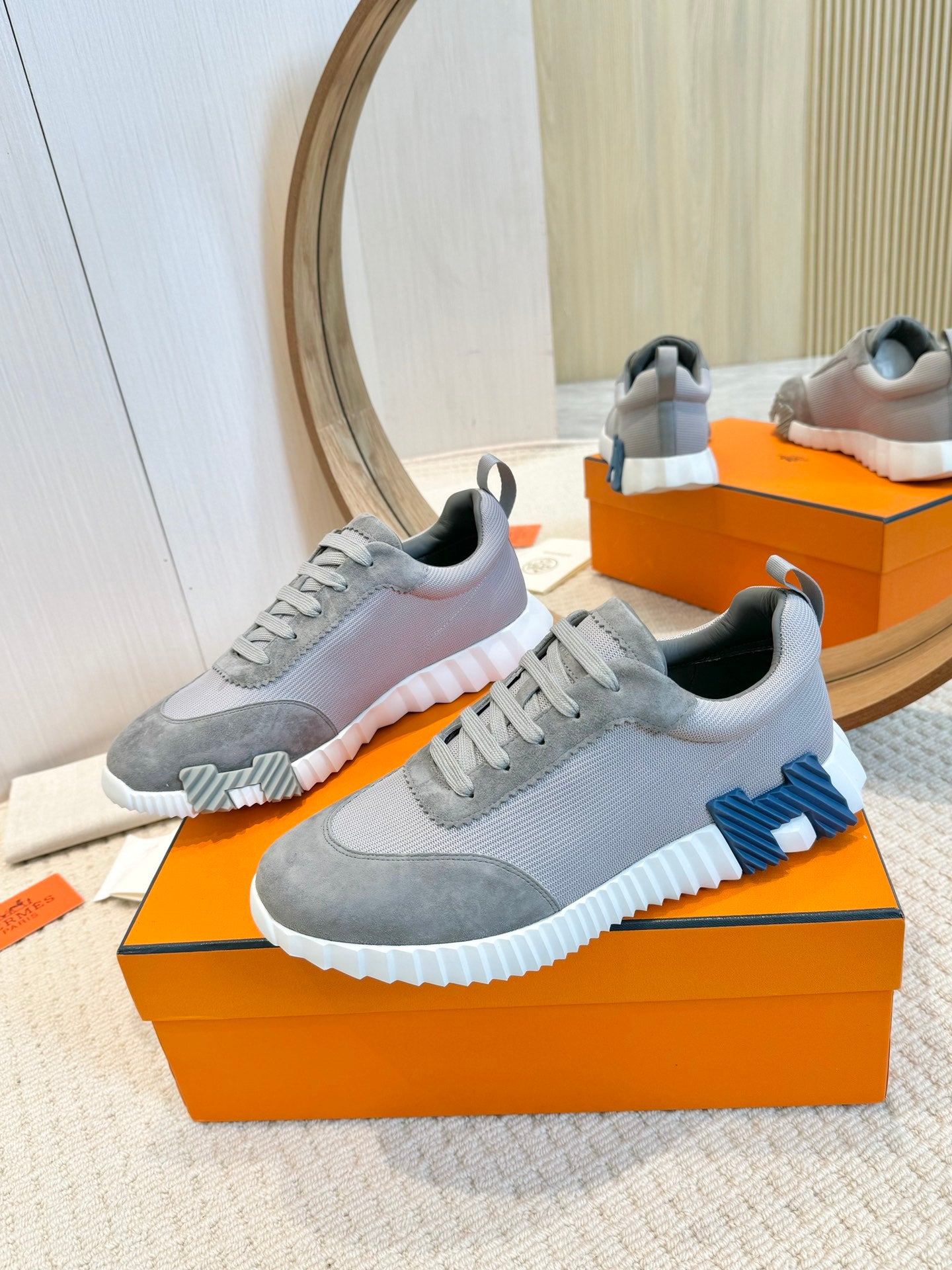 Herms Couple Unisex Sneakers for Men and Women