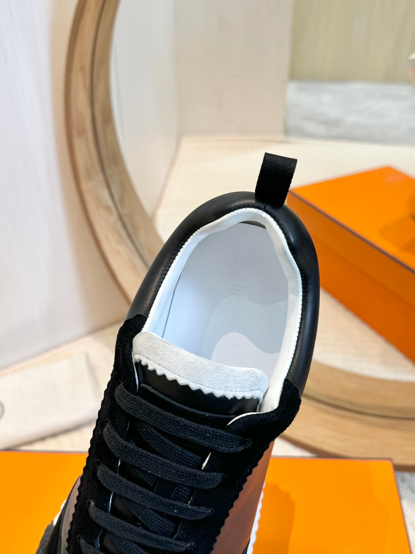 Hrmes Couple Unisex Sneakers for Men and Women Pre Order
