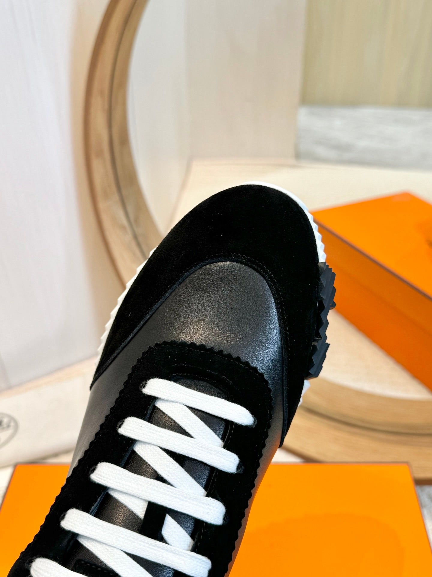 Hrmes Couple Unisex Sneakers for Men and Women Pre Order